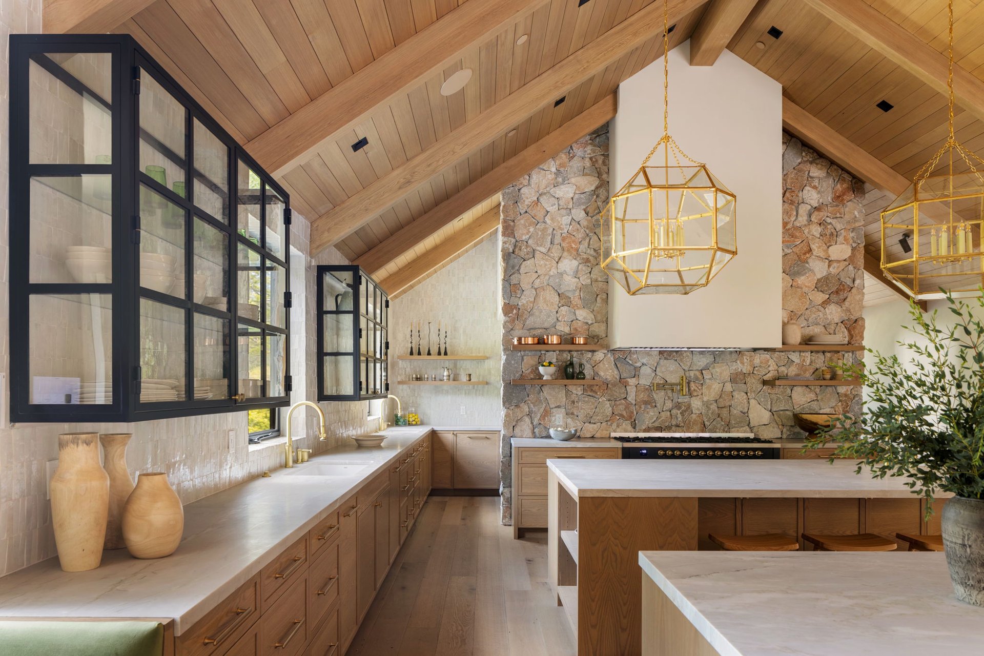 The Viewcrest Lodge in Studio City 