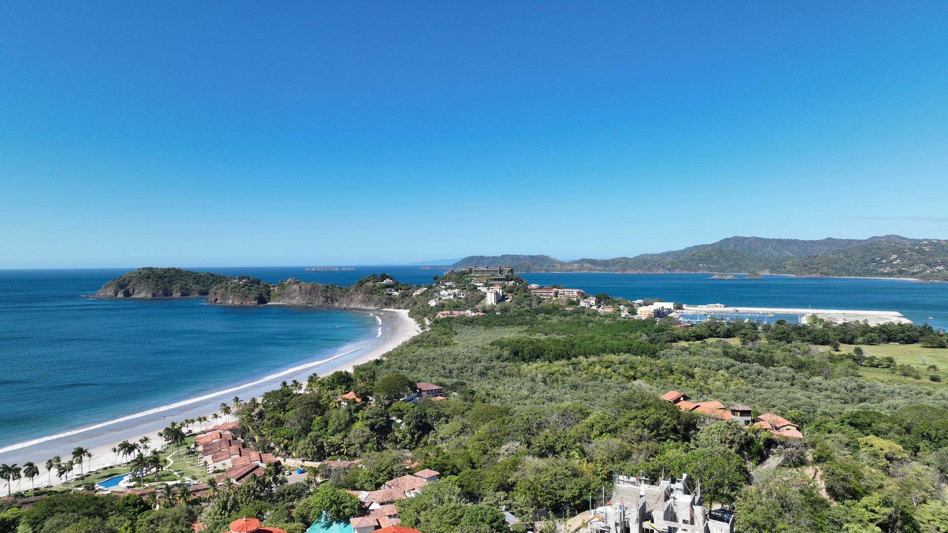 Casa Todo Bien and Guest House: Luxury 4BR Main Home + Guest House with Ocean Views