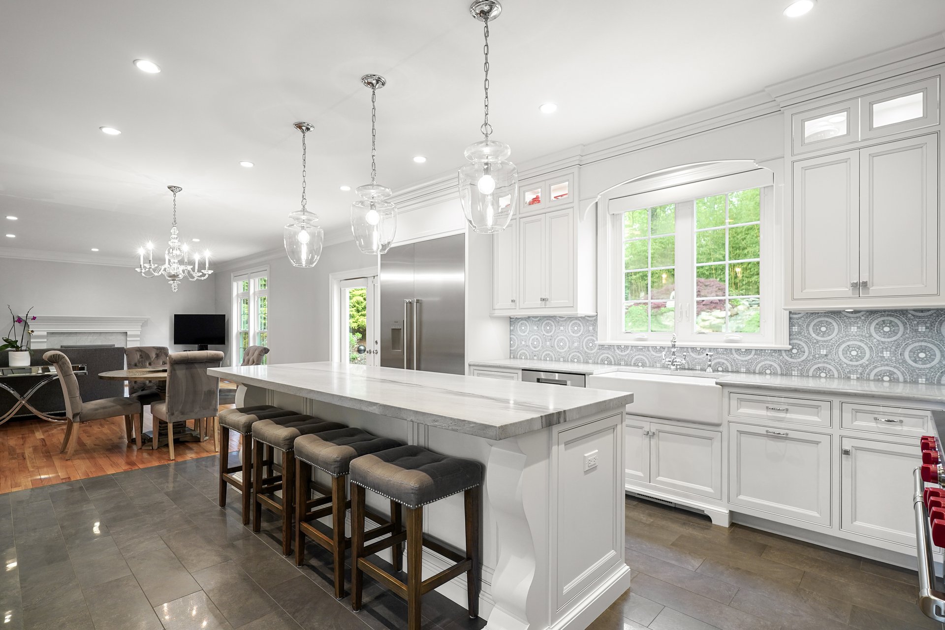 18 N Nabby Rd, Danbury, CT 06811