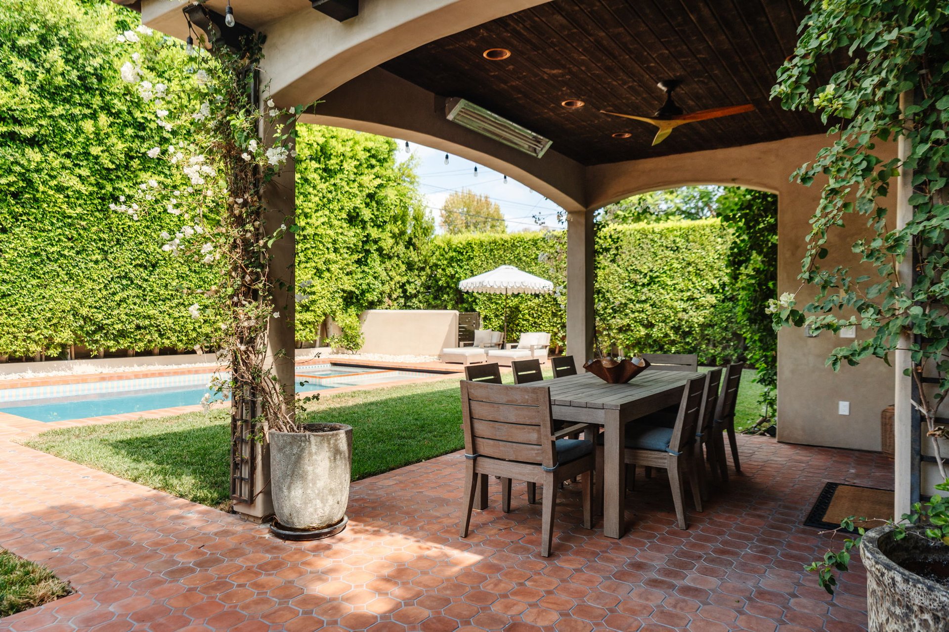 11432 Aqua Vista St