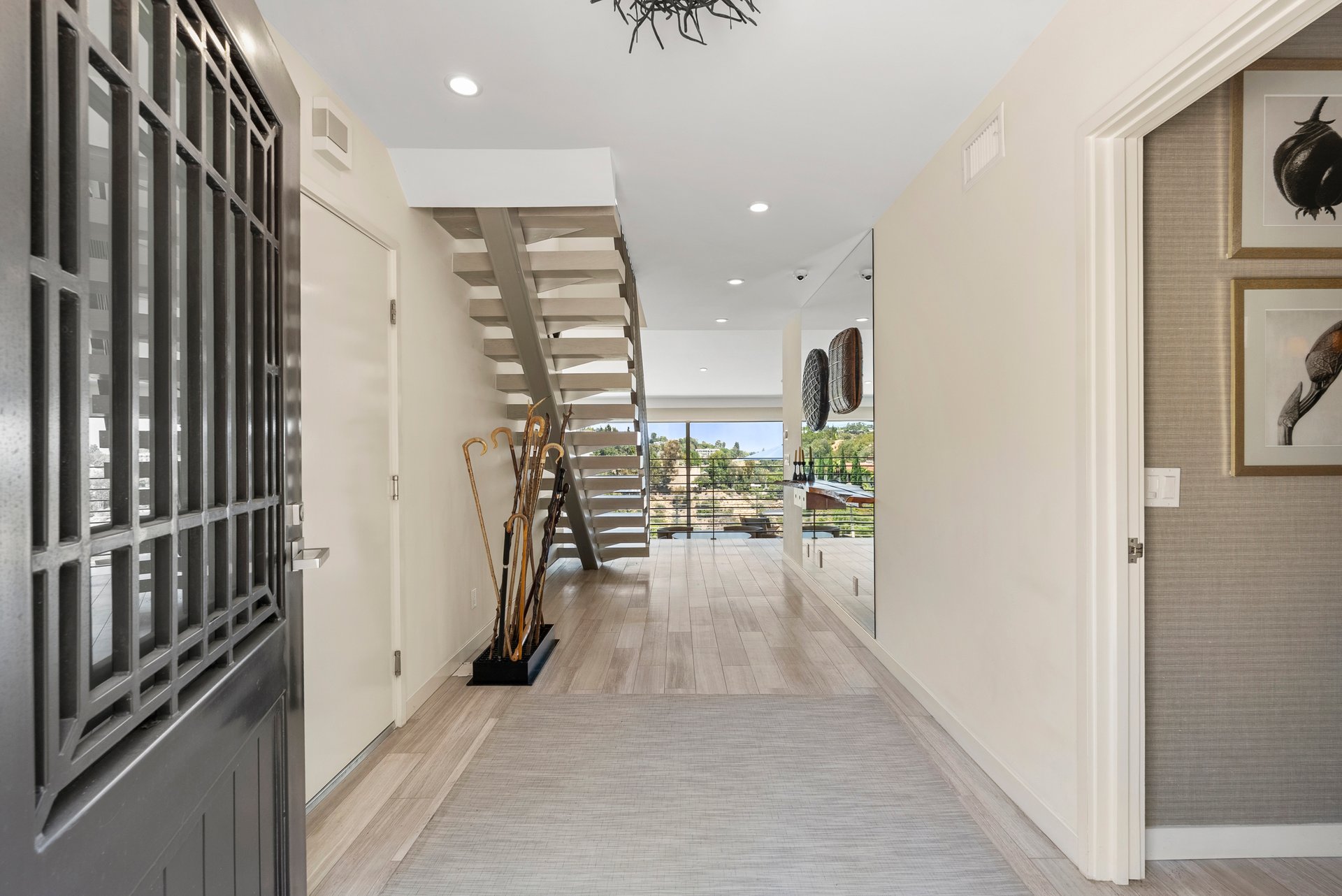 1364 Angelo Dr, BHPO