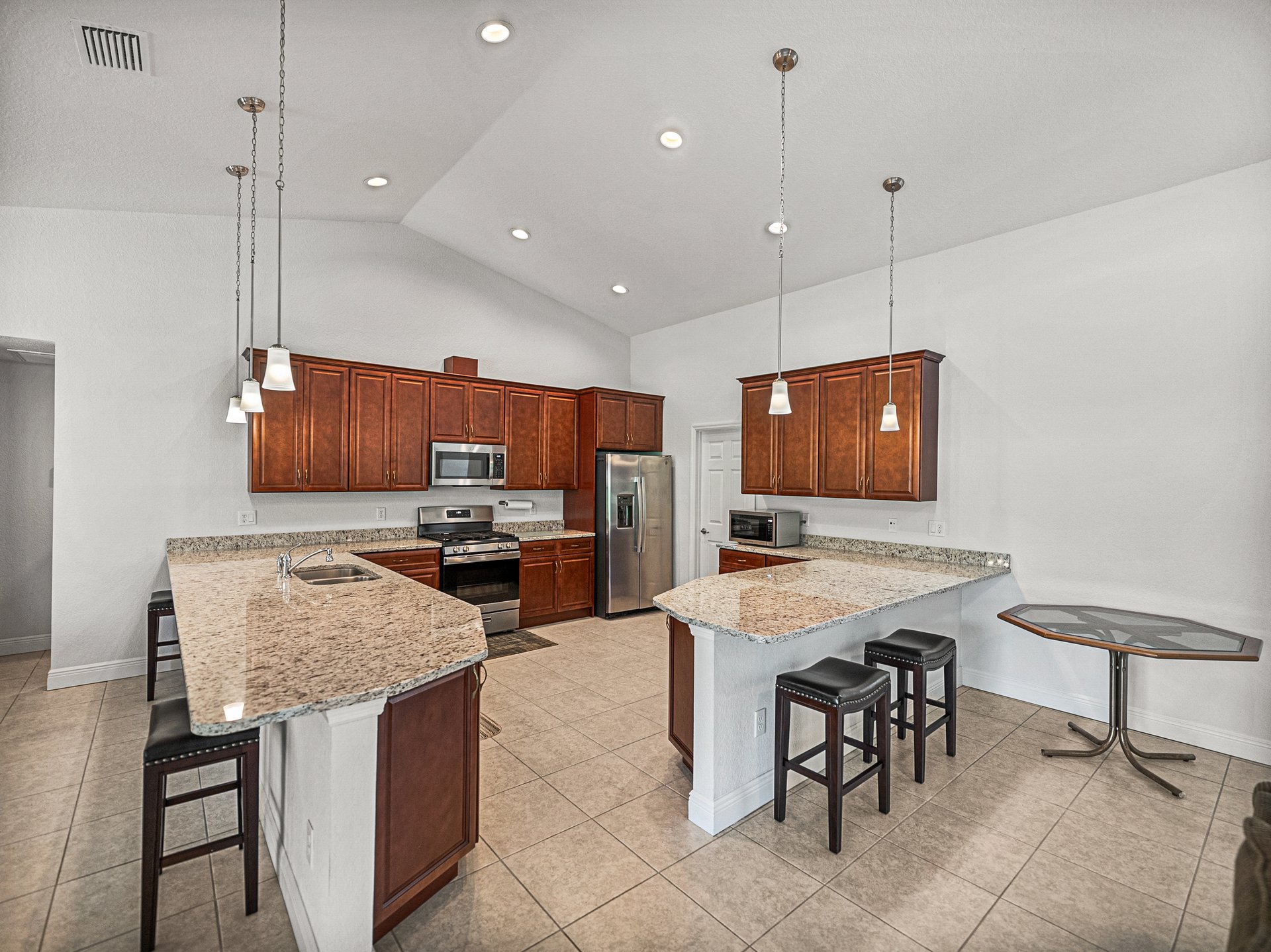 17703 COUNTRY SQUIRE LN
