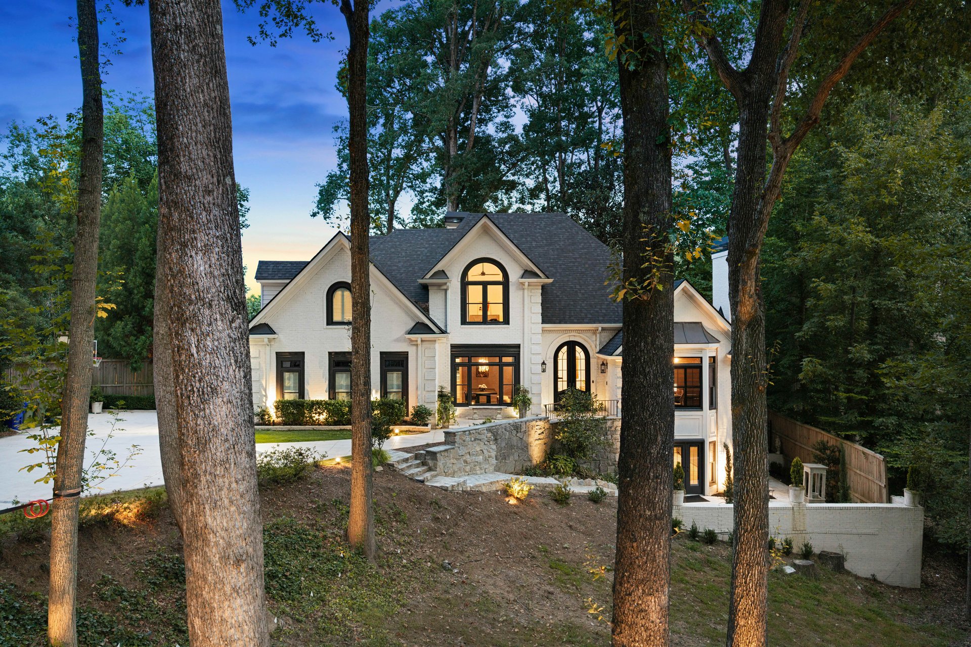 1466 Peachtree Battle Avenue NW