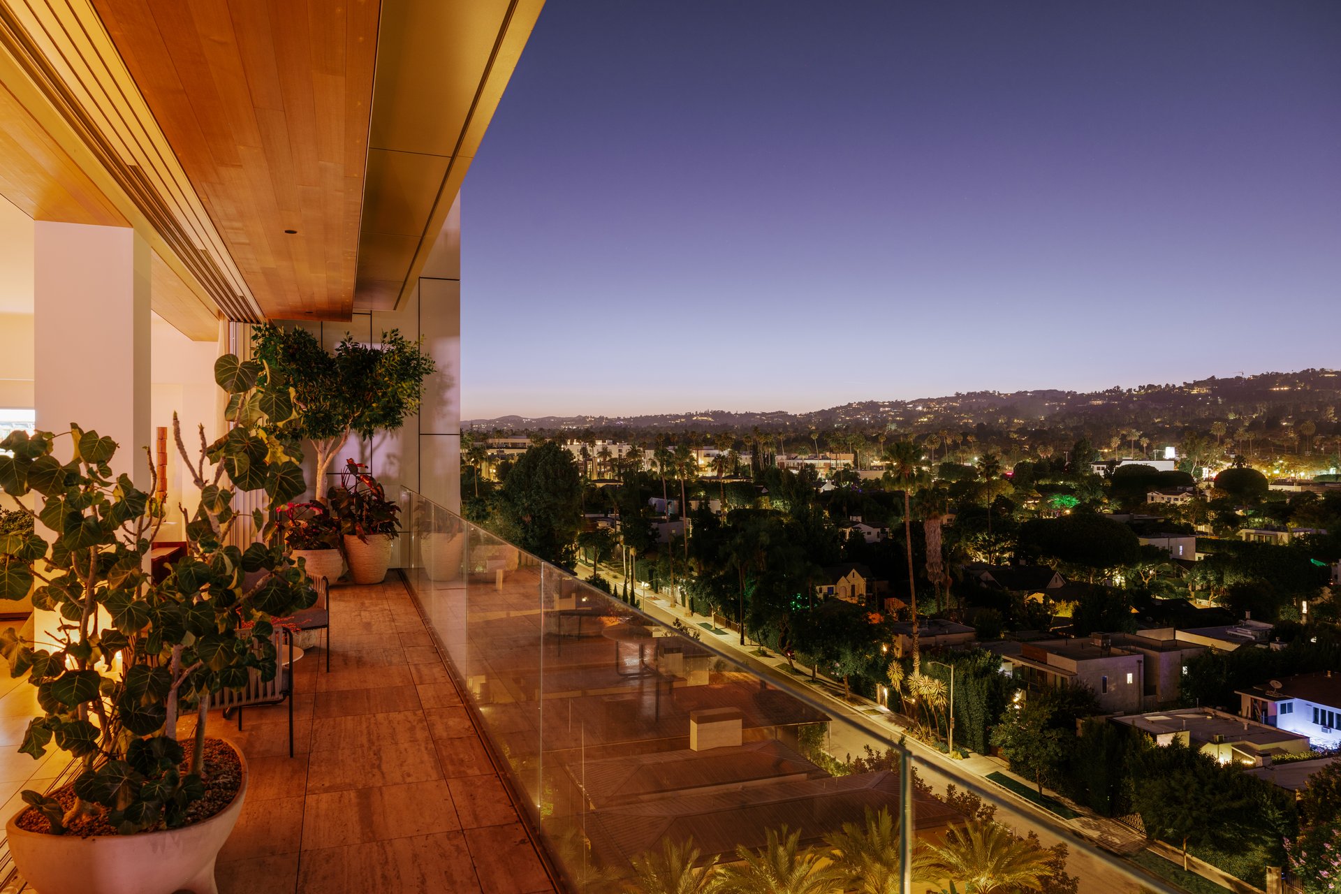 8899 Beverly Blvd Unit: 8B, West Hollywood 