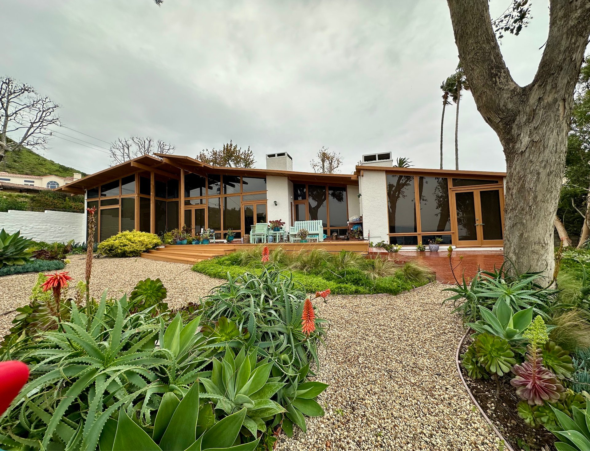 3909 Sierks Way