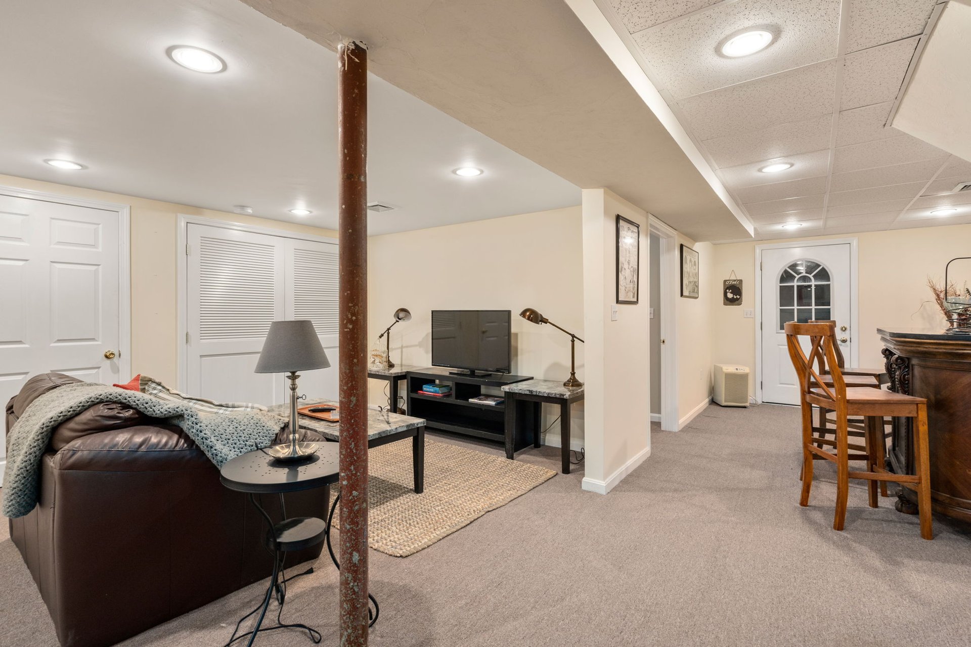 11 Williams St