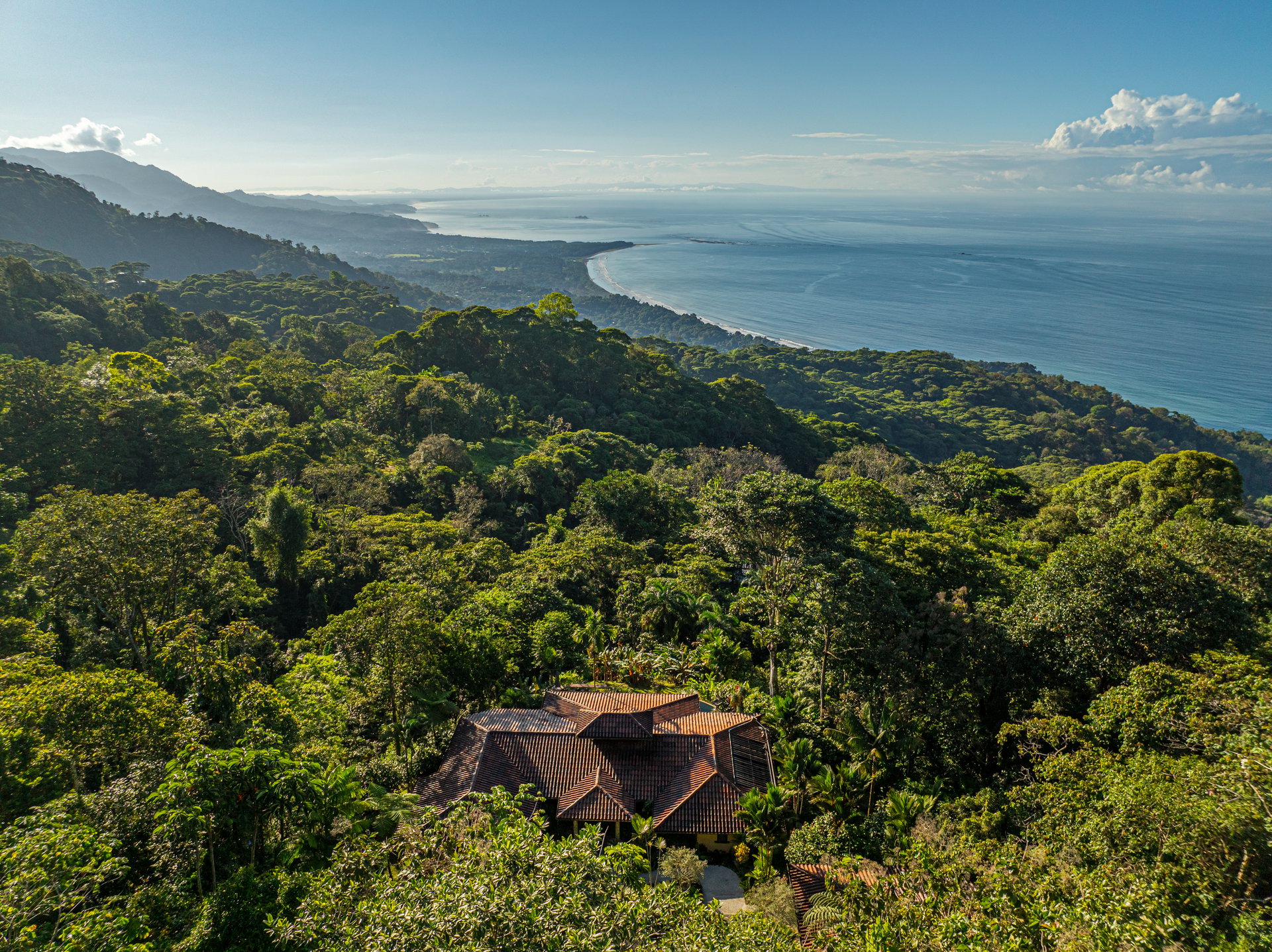 Costa Verde Estates Oceanview Home with Guest House