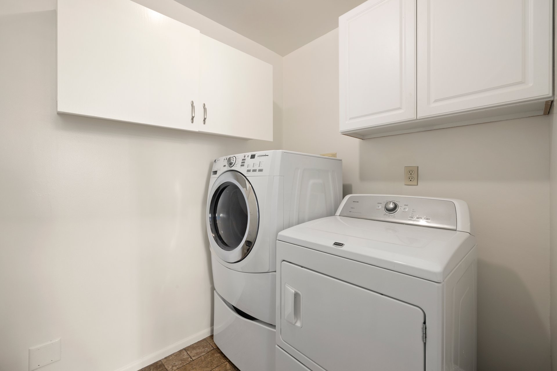 10430 Wilshire Blvd #202, Westwood