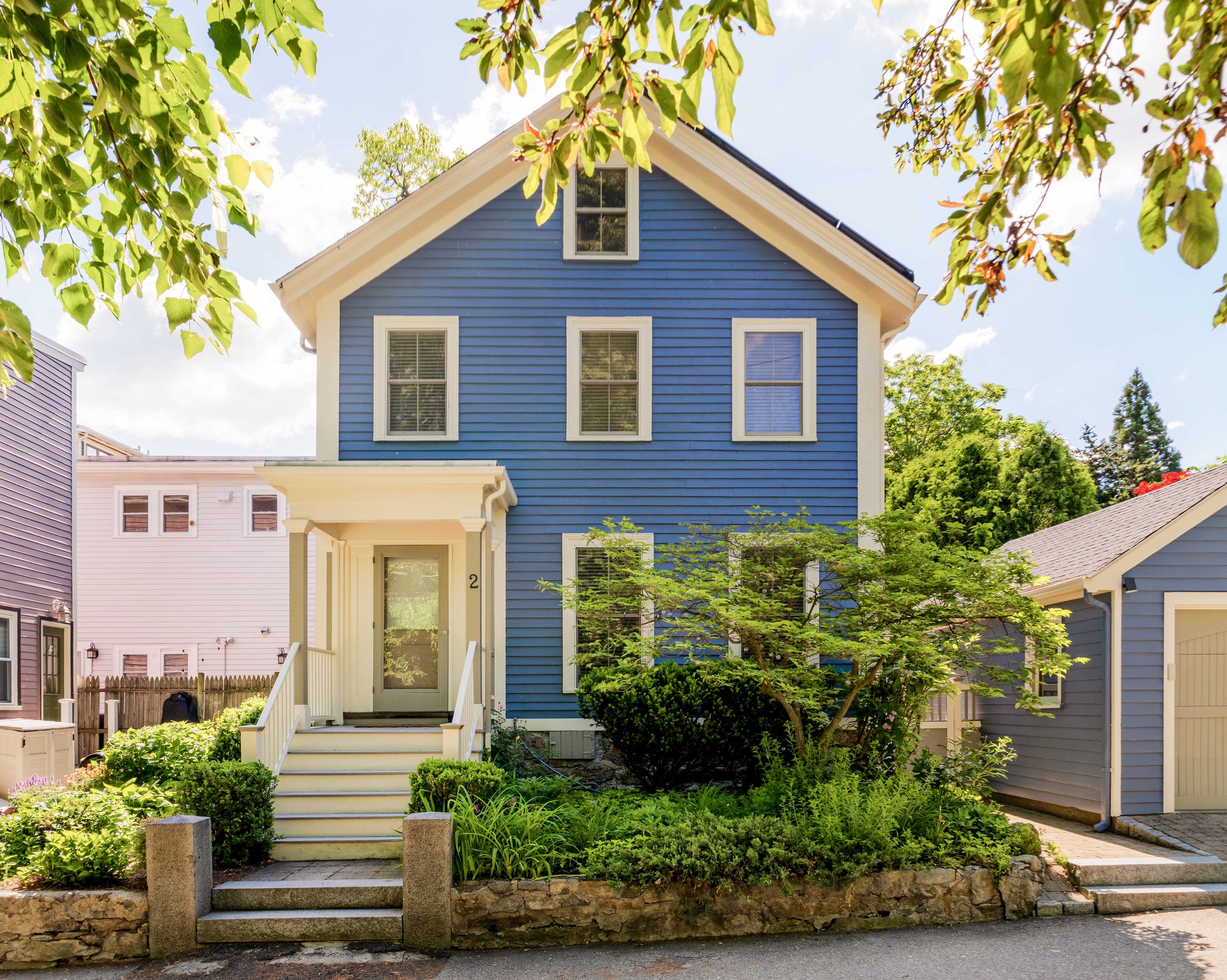 2 Maple Pl