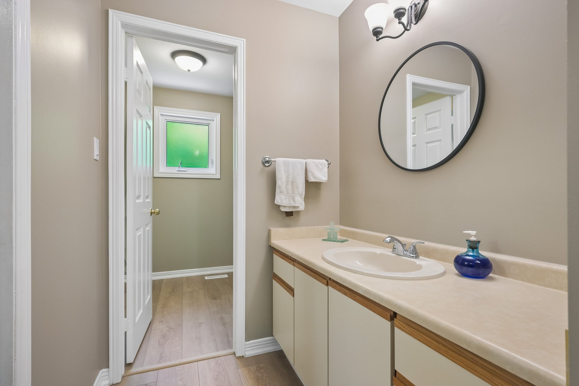 Unbeatable location in Glen Abbey!