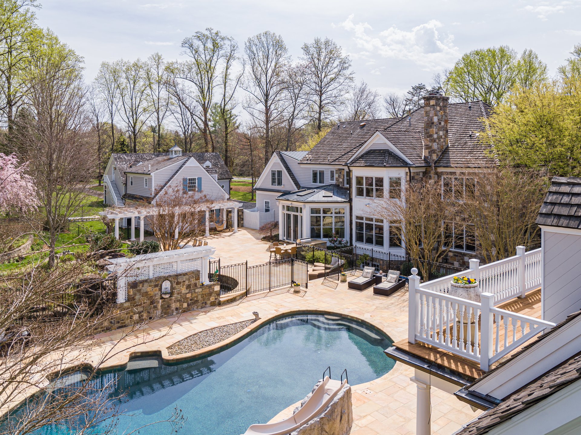 8503 Country Club Dr