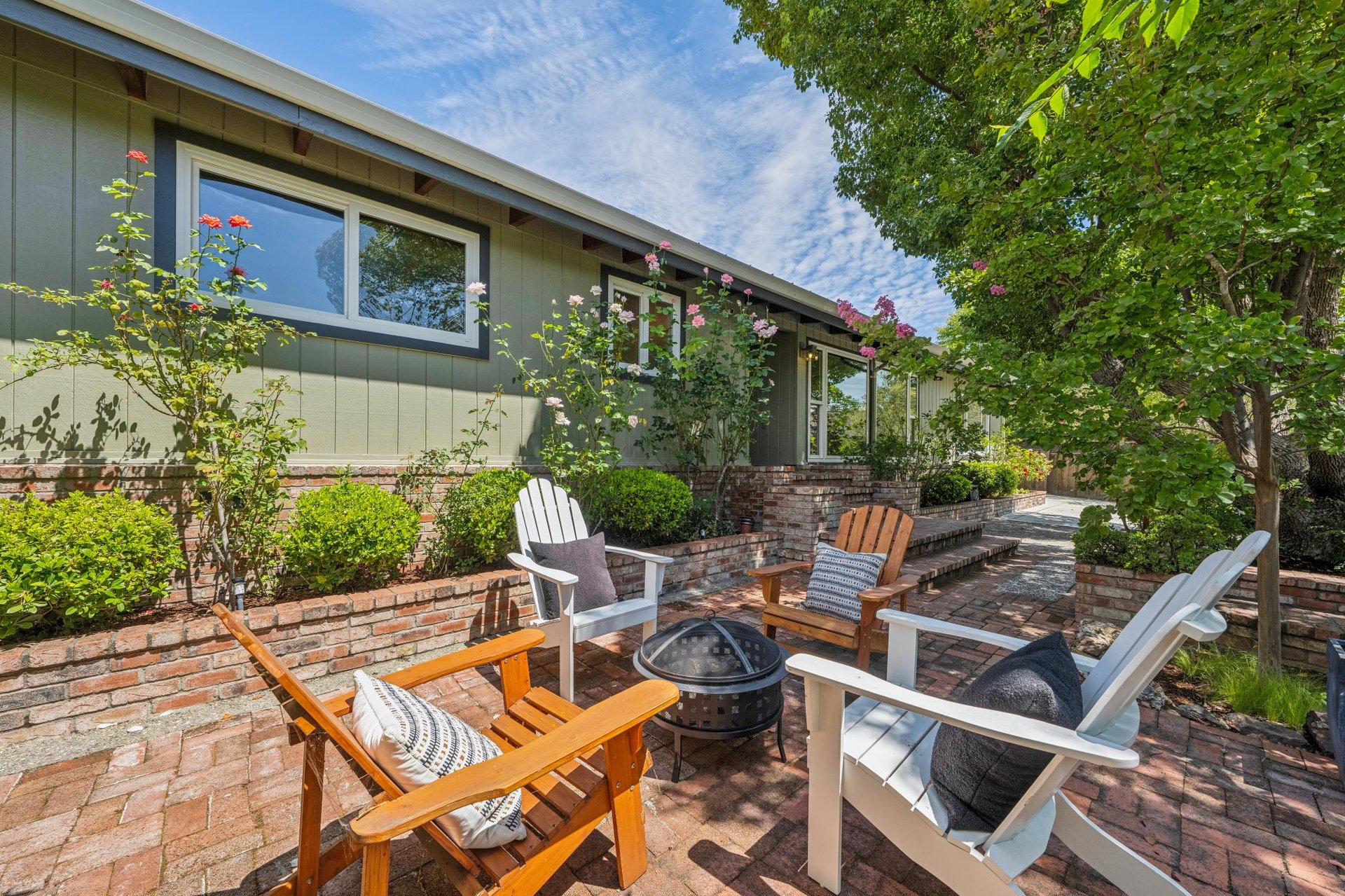 2645 Buenos Aires Ct