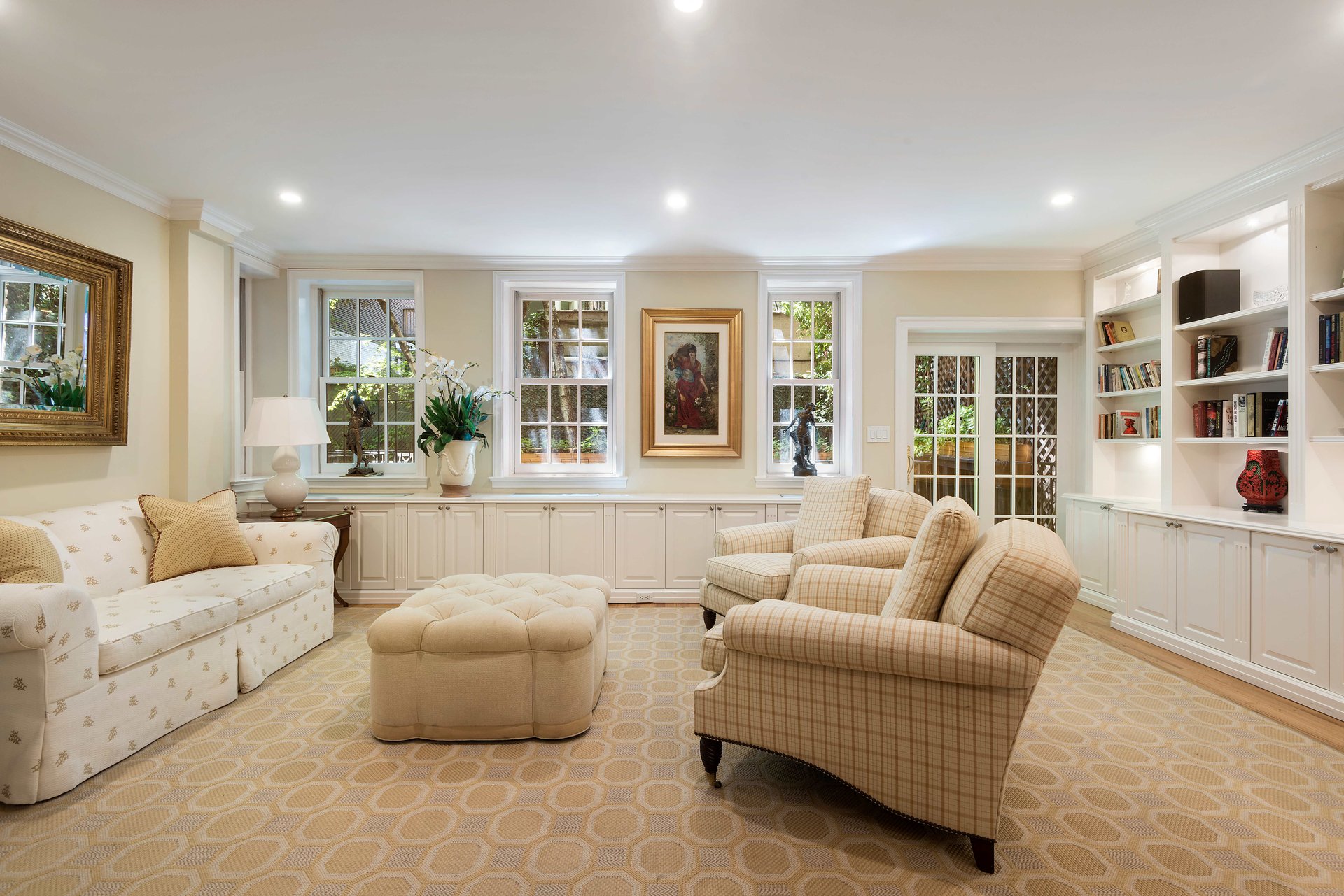 Charming 3 Bedroom, 2.5 Bathroom Duplex In Gramercy 