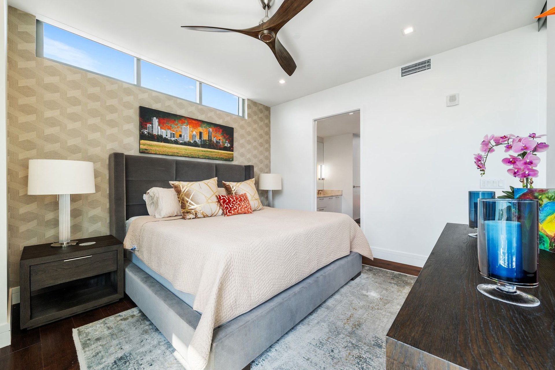 501 West Ave #2301