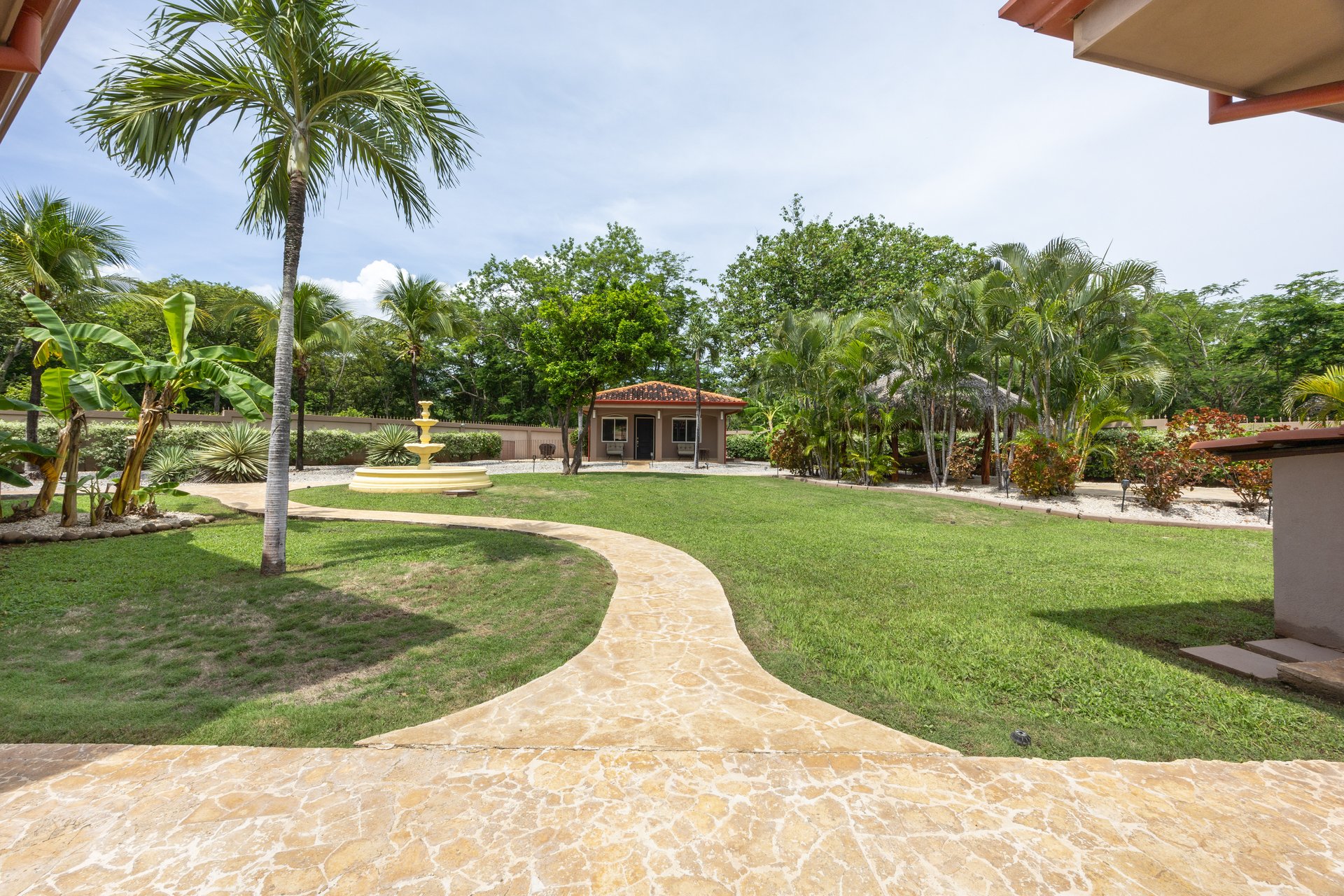 Casa La Salle, Catalina Cove 46 | Luxury Estate with Guest House & Resort-Style Pool Near Playa Conchal
