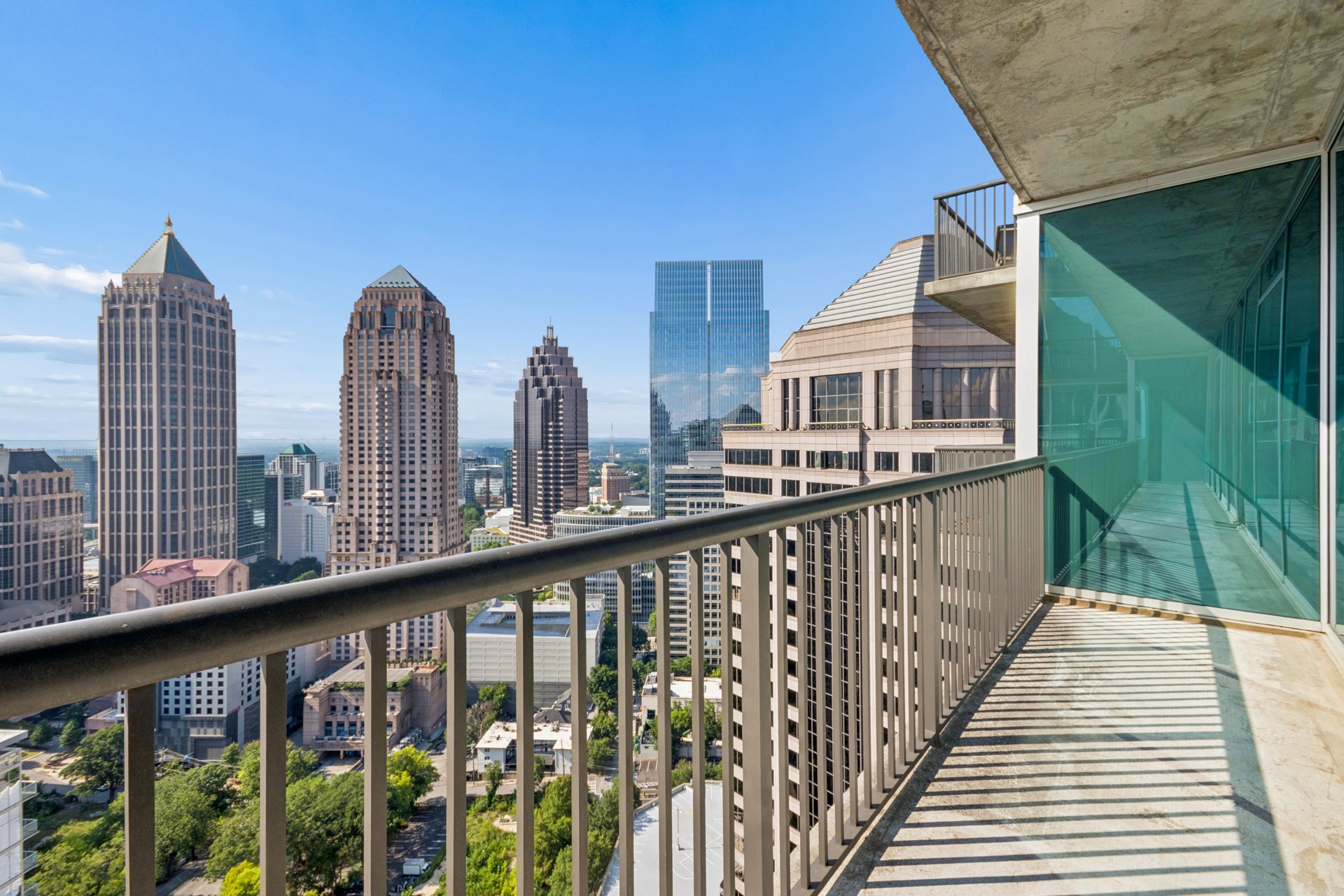 1080 Peachtree Street NE Unit 3215