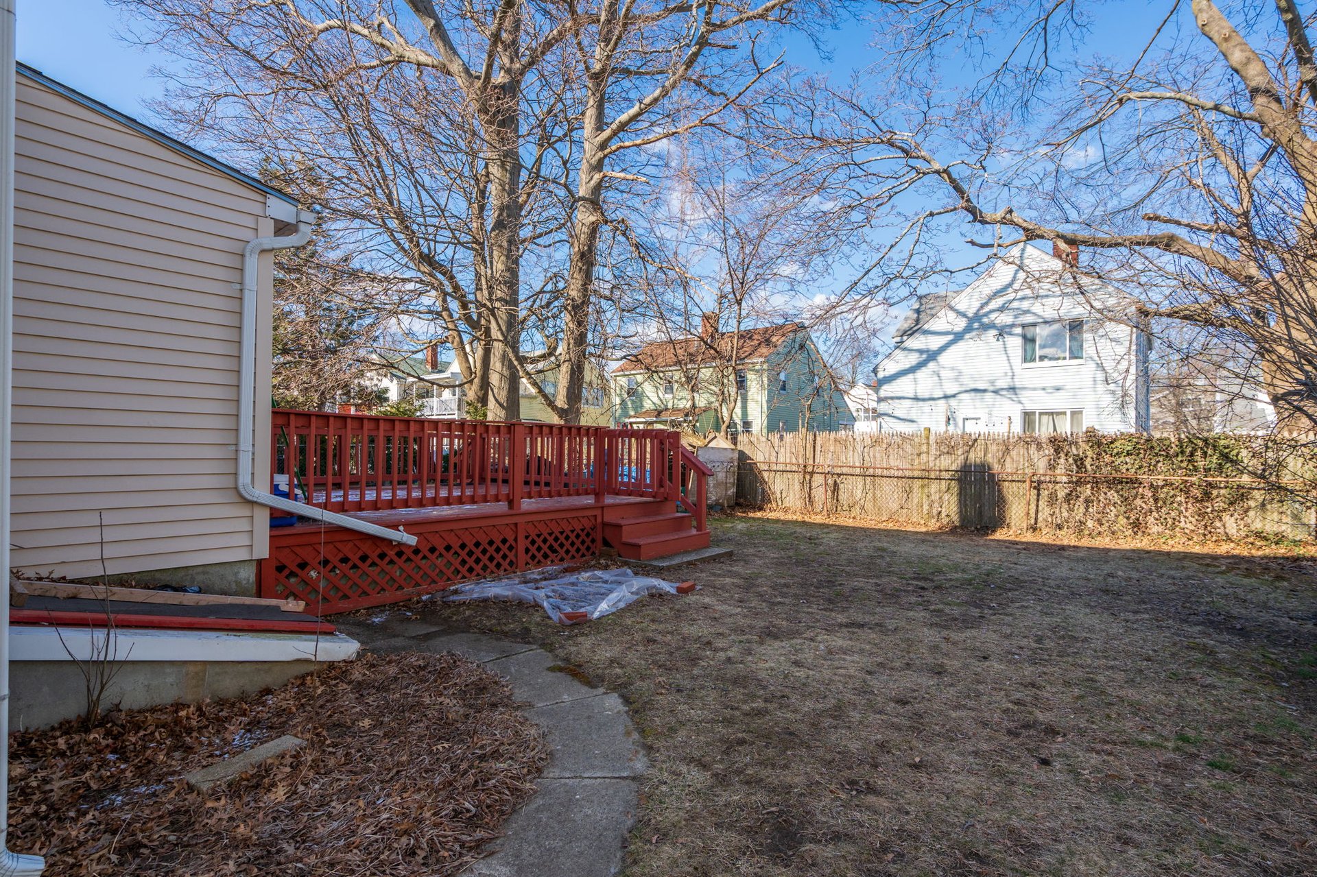 50-52 Whiton Ave