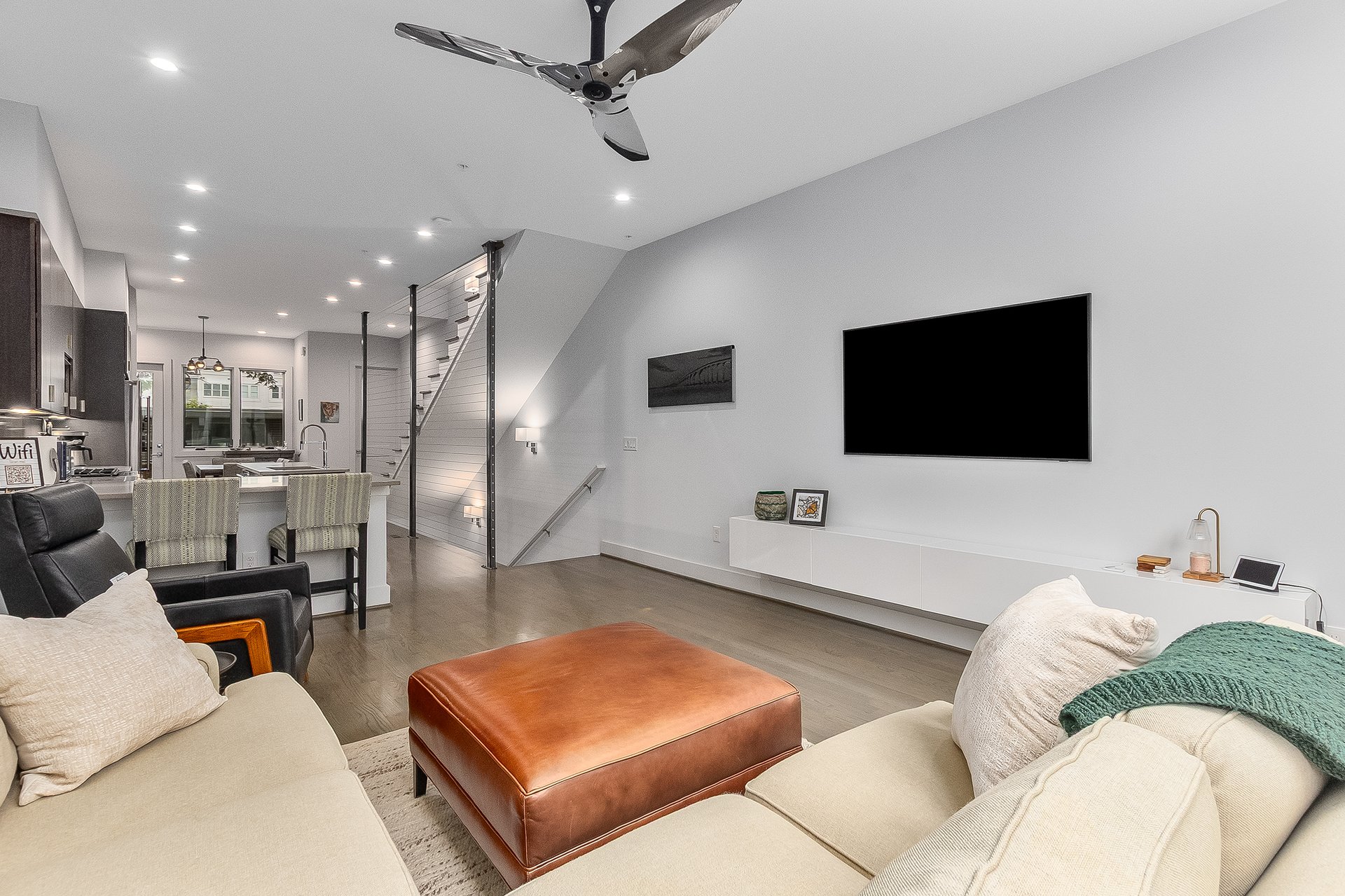 616 Angier Avenue NE Unit 7