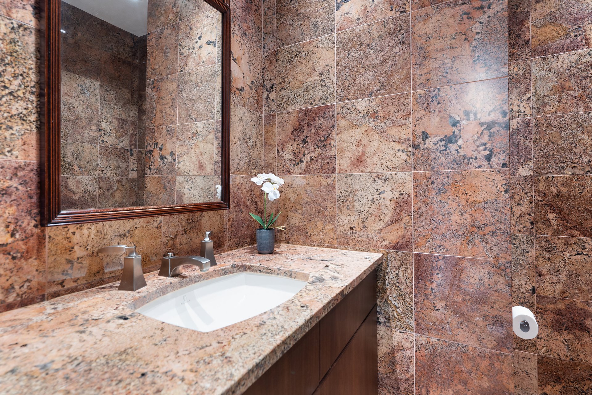 Island Wood Luxury
