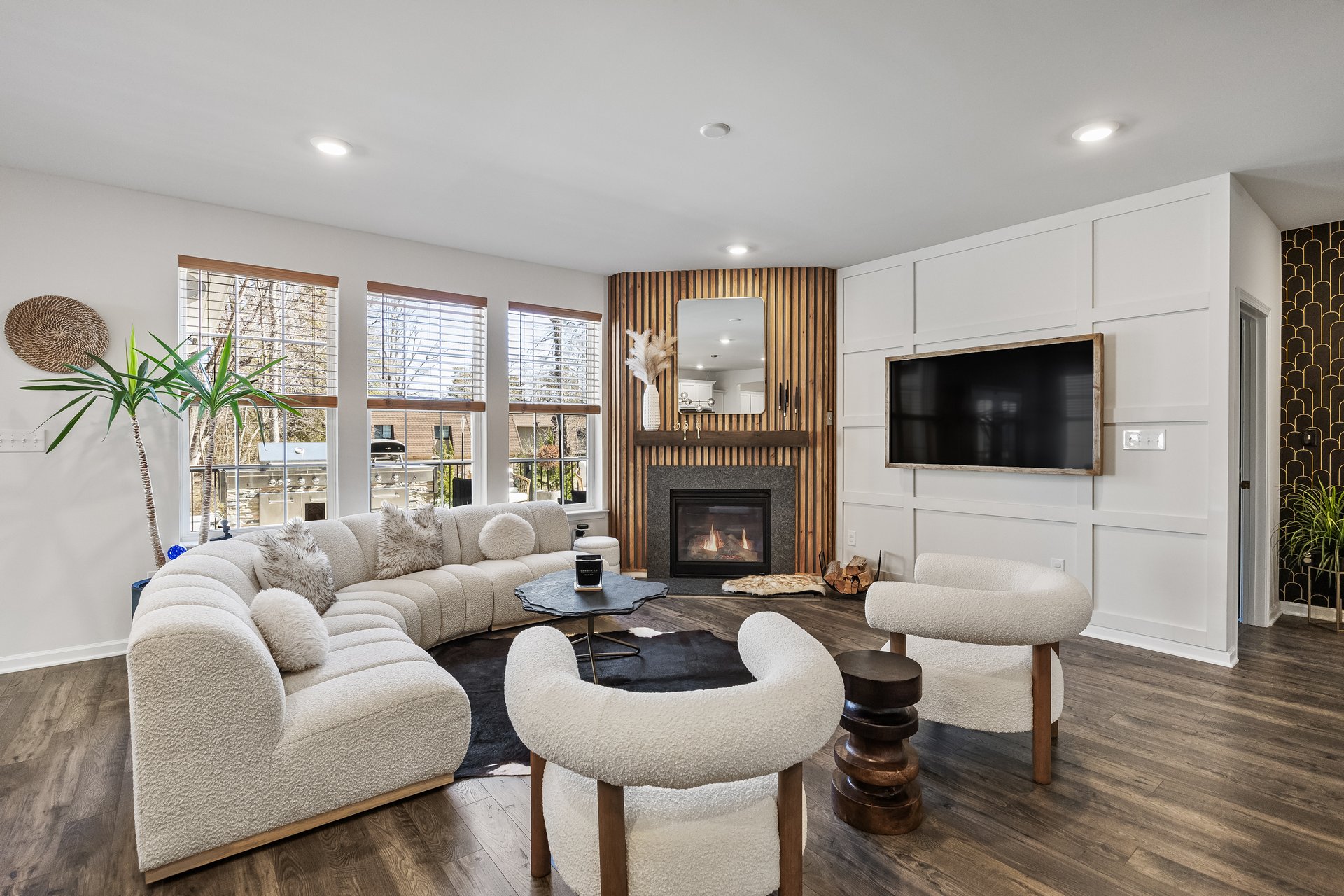 87 Westmont Dr