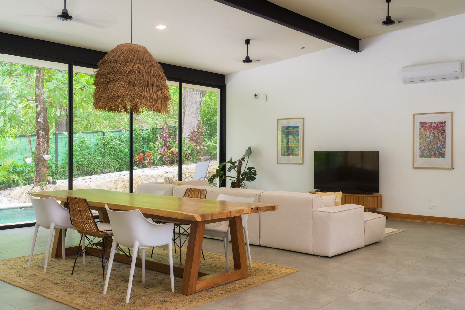 Villa Los Jobos Garden #1 | Modern 4-Bedroom Villa Just 5 Minutes from Tamarindo Beach – Newly Remodeled and Move-In Ready