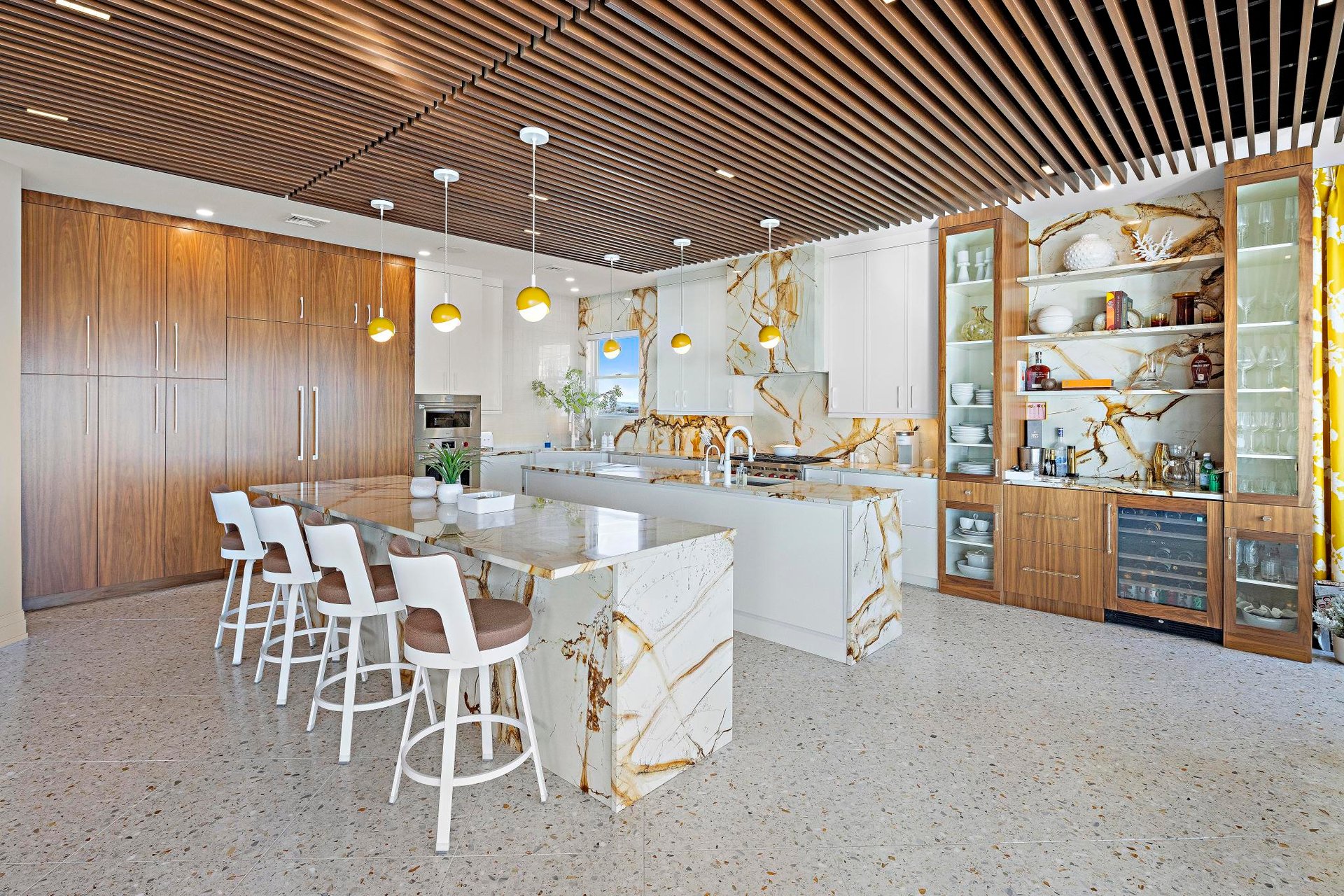 2215 Ocean Ave
