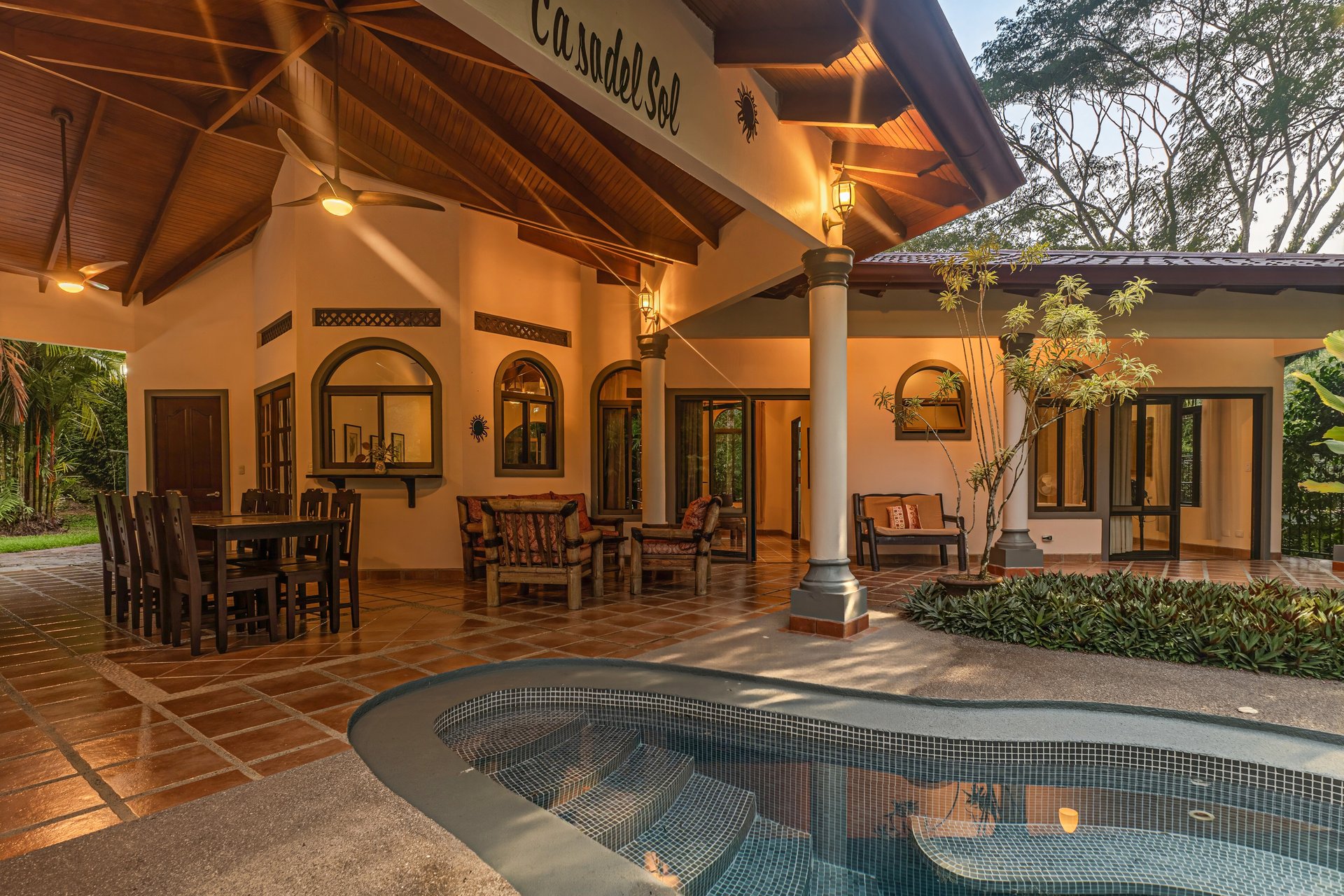 Ojochal Tropical Retreat | 4 Ensuite Bedrooms, Pool & Outdoor Living