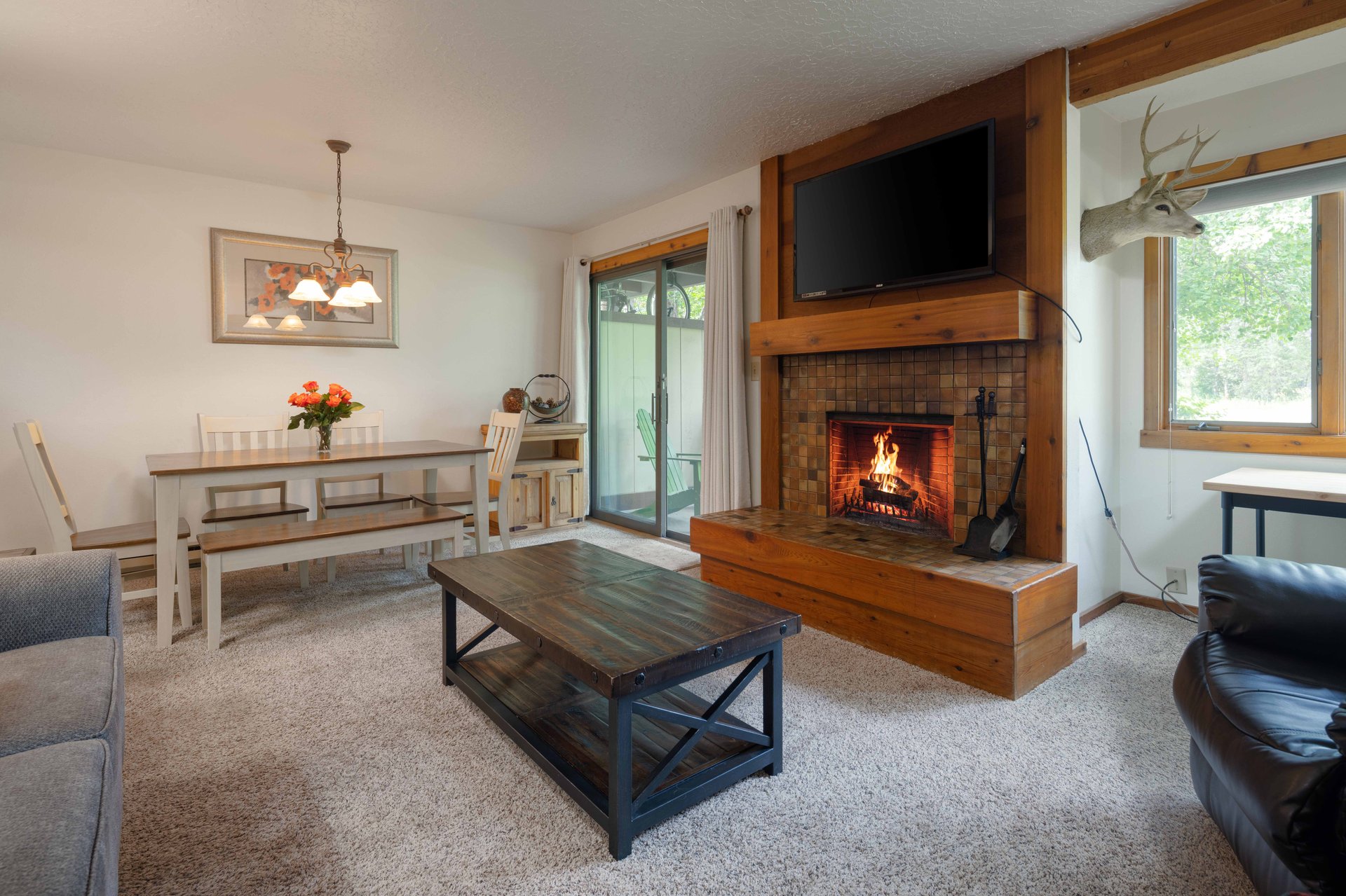 4013 W LAKE CREEK Drive, 2024