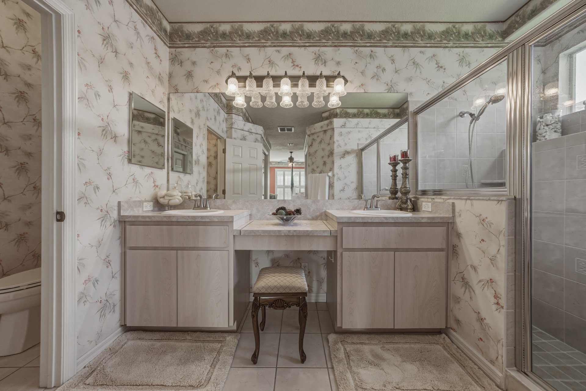 12410 WOODLANDS CIR