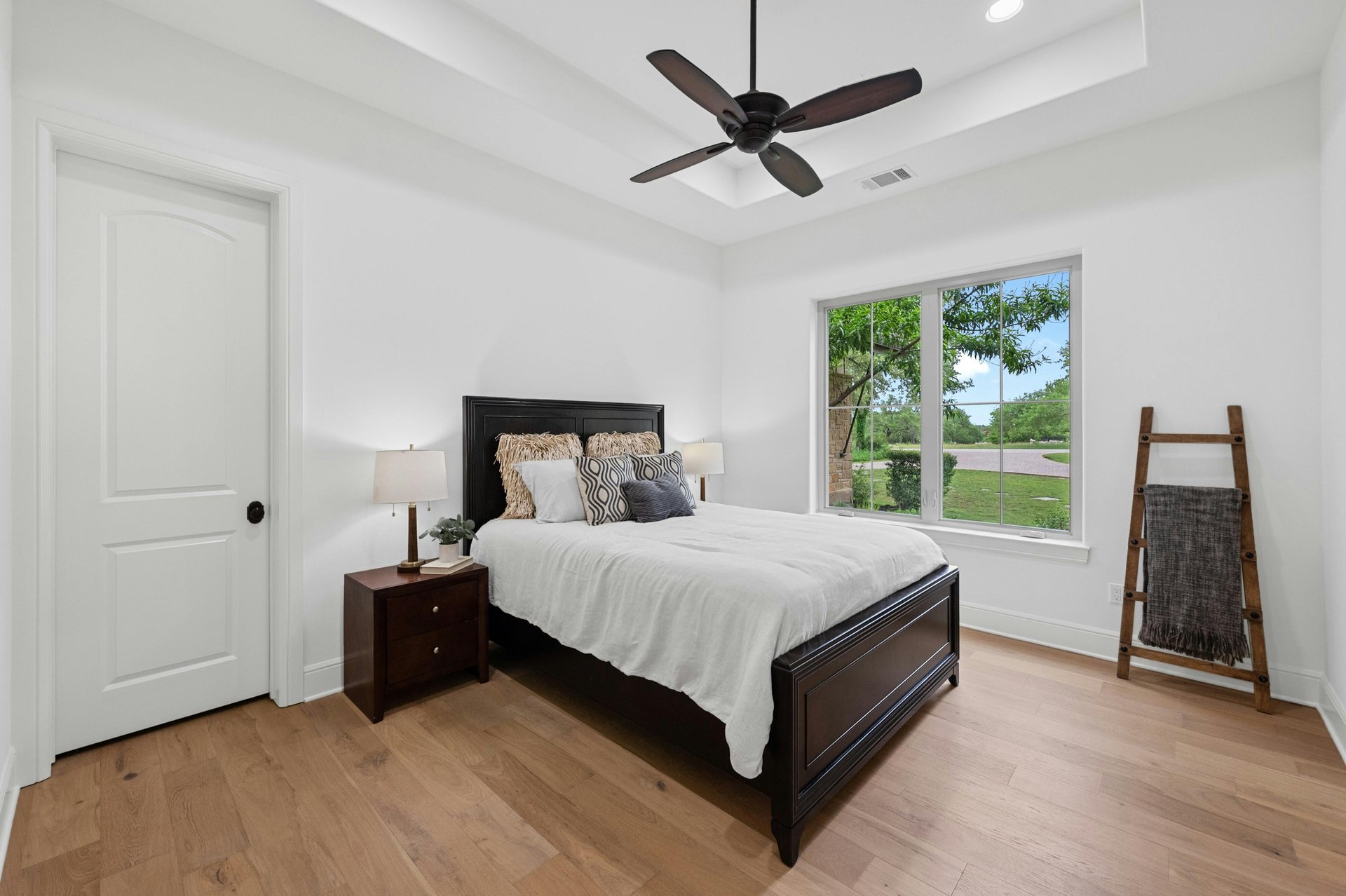 8024 Carlton Ridge