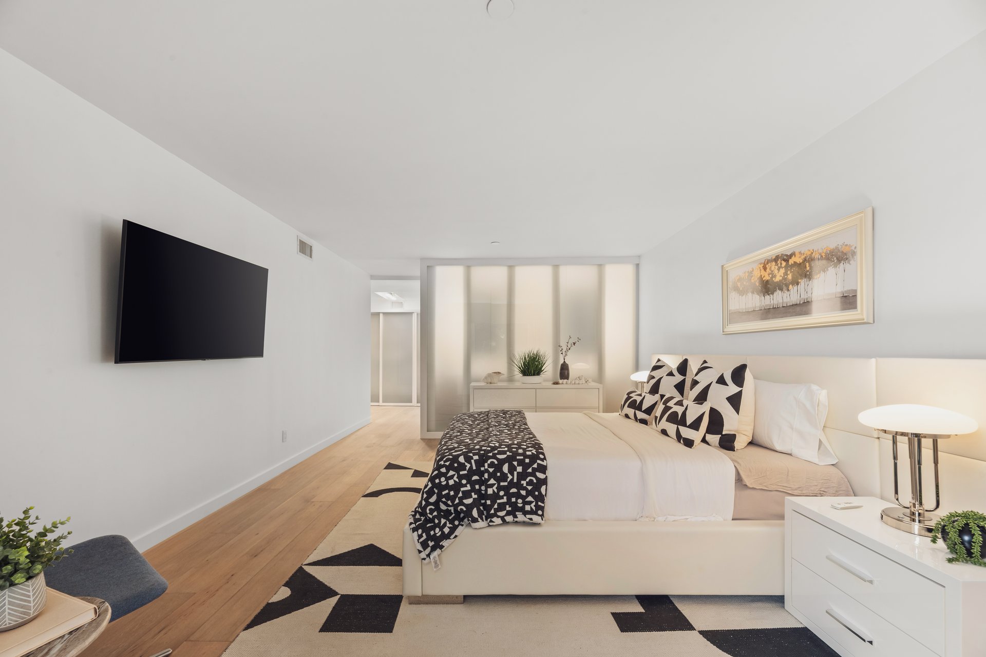 1133 5th St Unit: 204, Santa Monica 