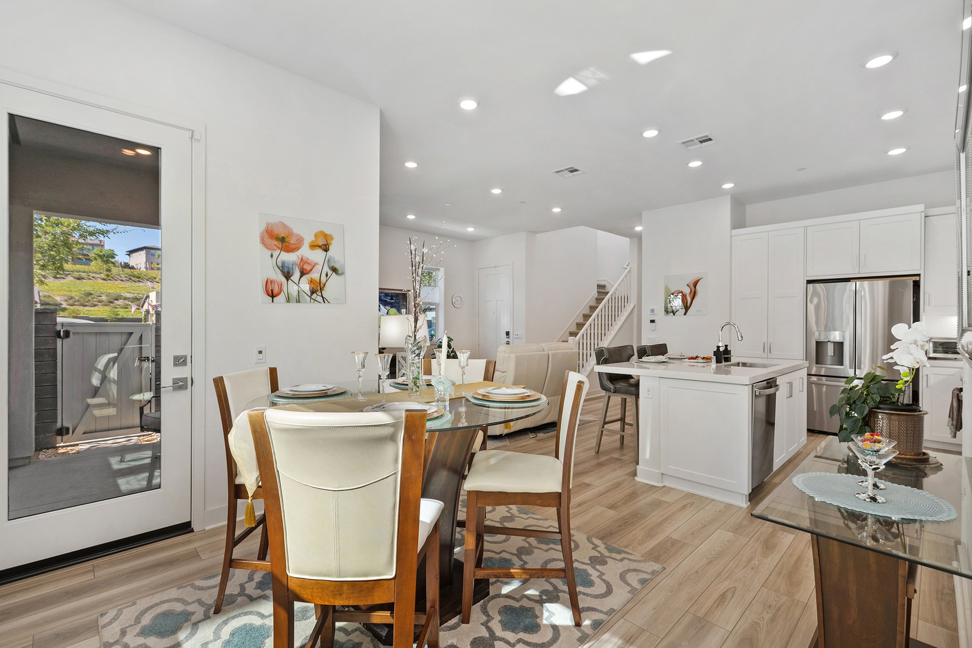 888 Sunrise Road