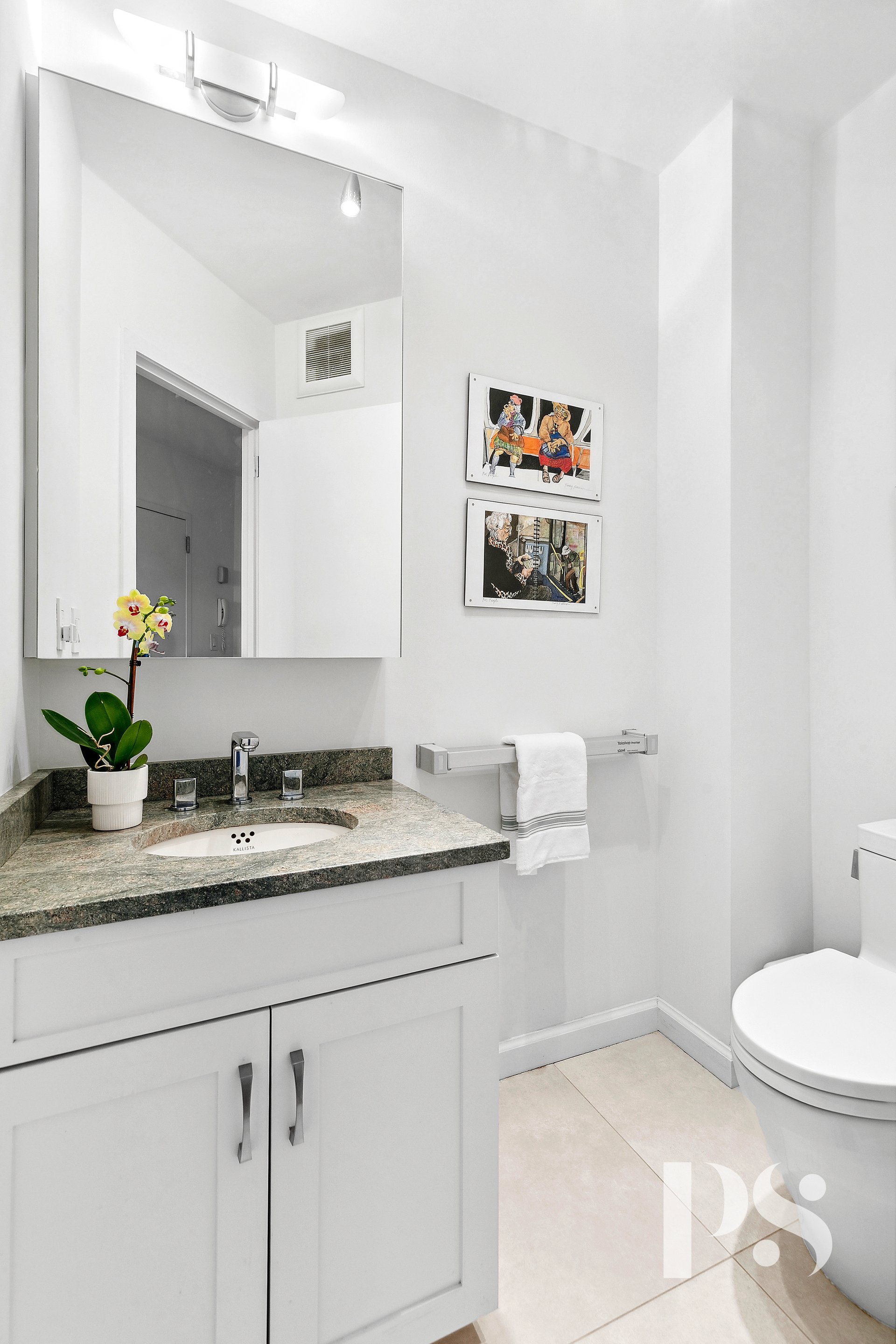 304 E 65th St, Unit 32A