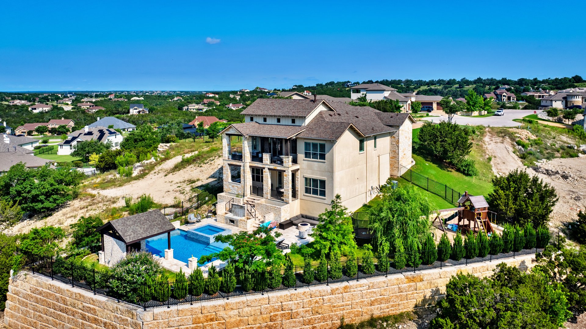 1512 Chalk Bluff Ct