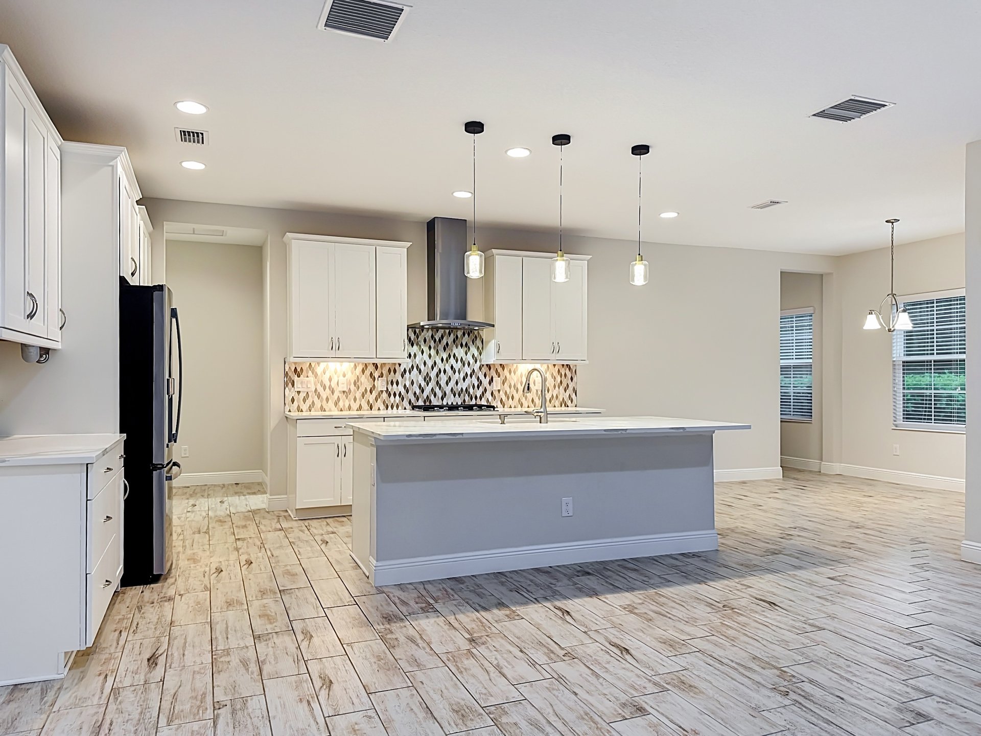 Move-In Ready Pelican in Hawkstone — No Builder Wait, $40K in Upgrades