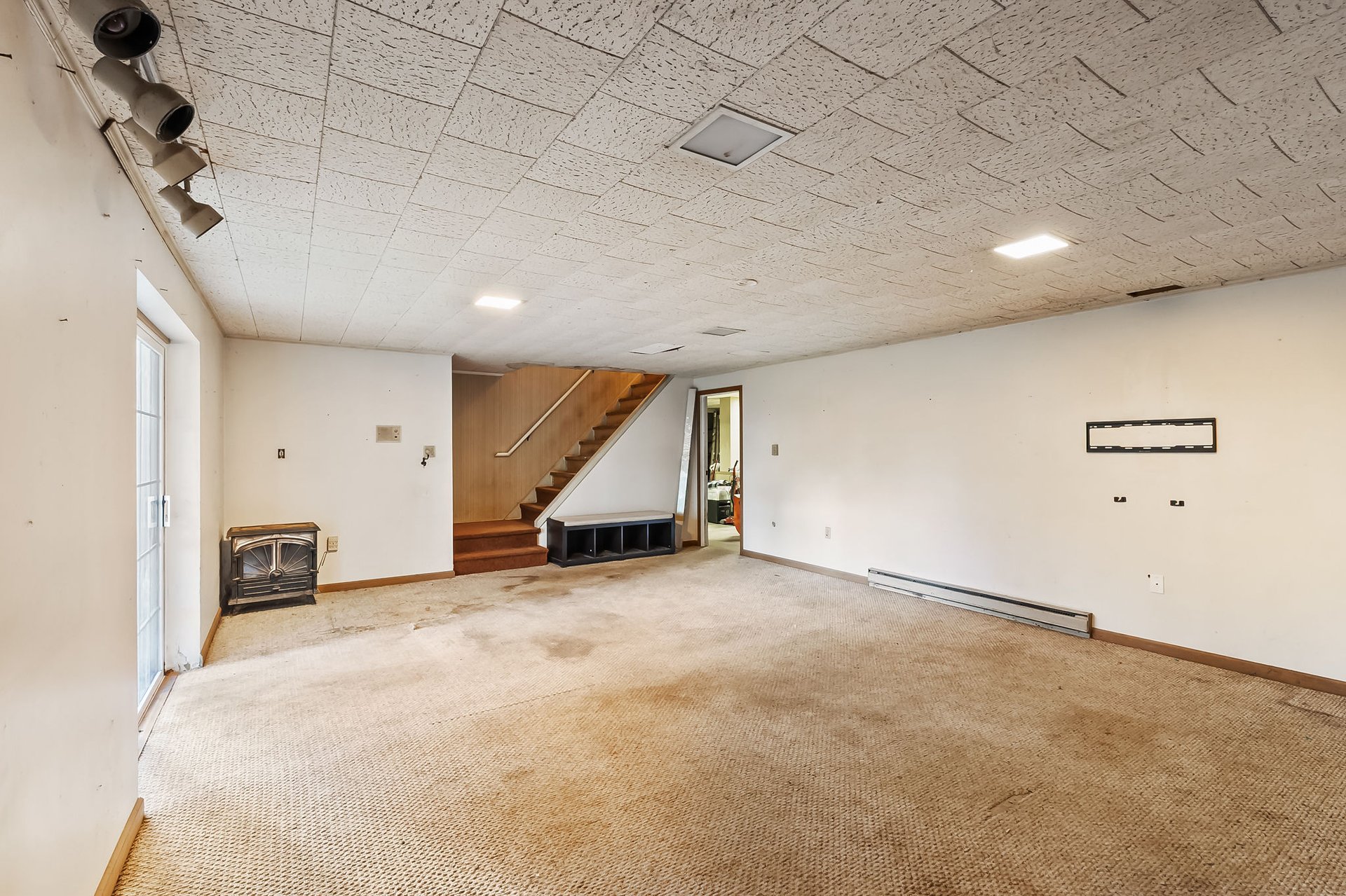 3237 Oakhurst Drive