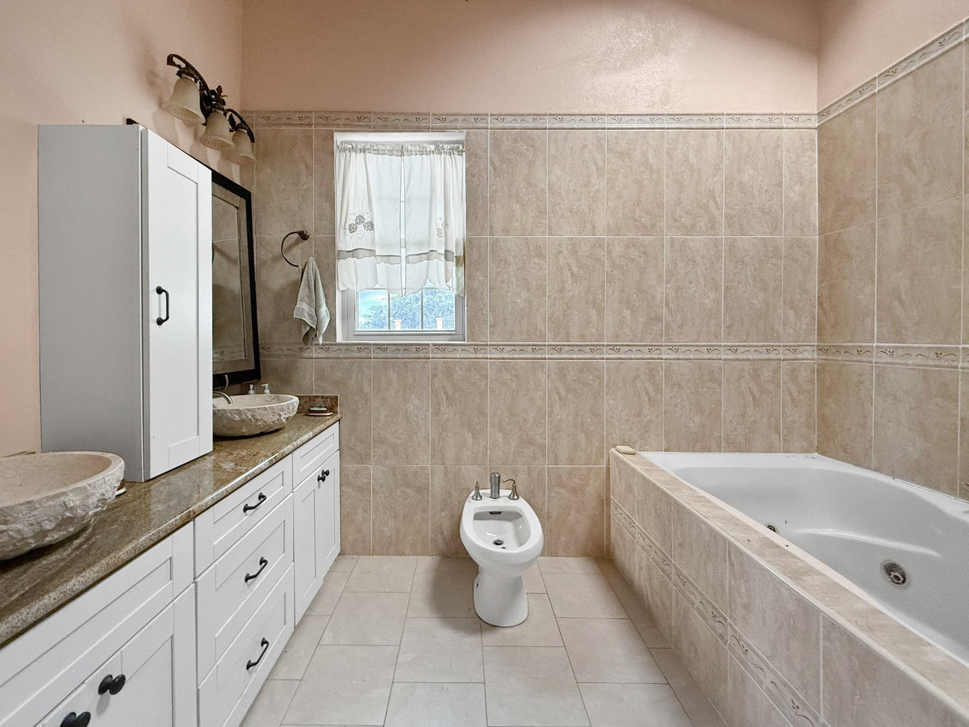 382 George's Northside 4 Bedroom Home