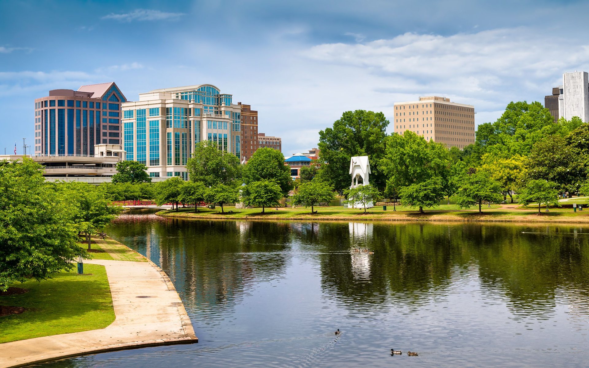 Explore Alabama Neighborhoods | Sheryl Schettinger