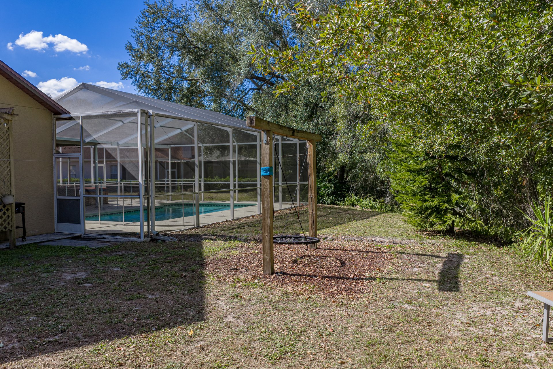 3926 MEADOWLARK CT