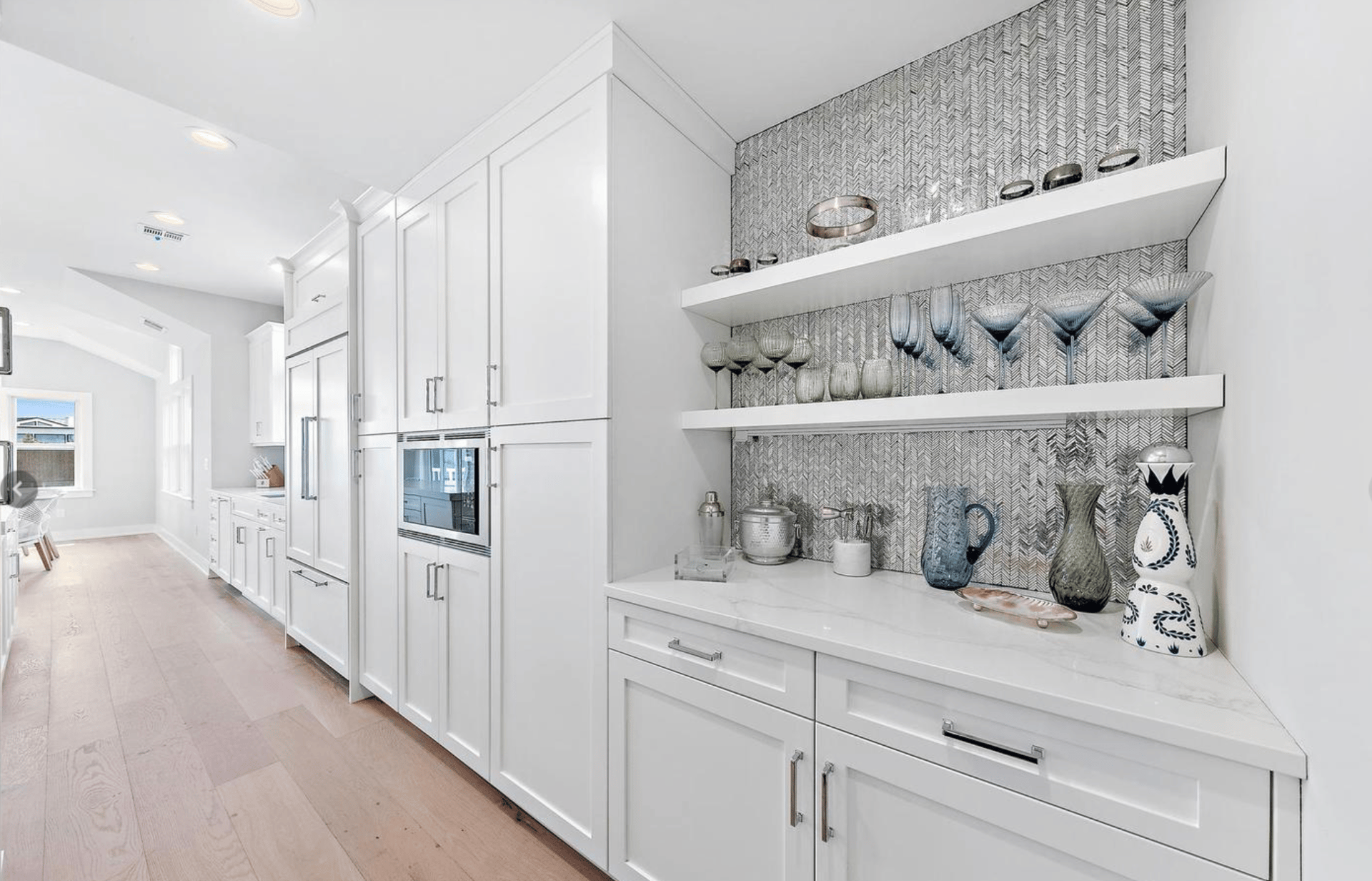 151B Long Beach Blvd