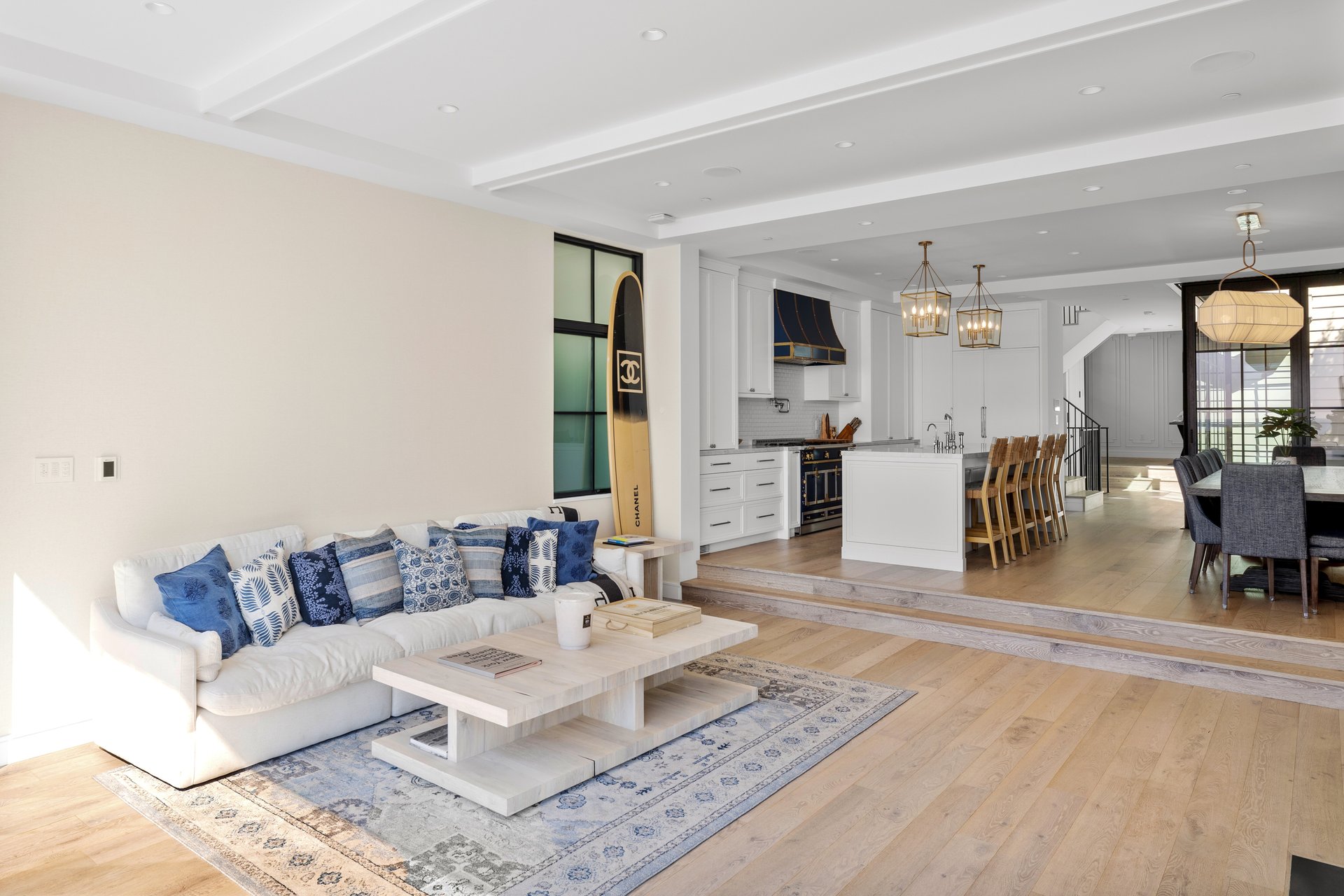 2428 The Strand