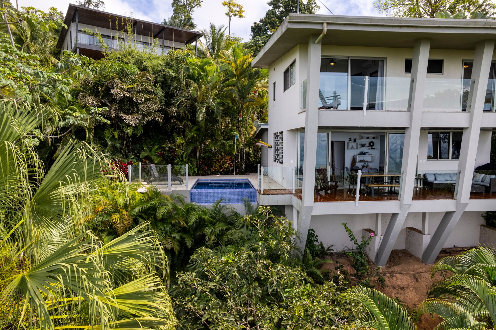 A Modern Jungle Haven with Panoramic Whales Tail Views