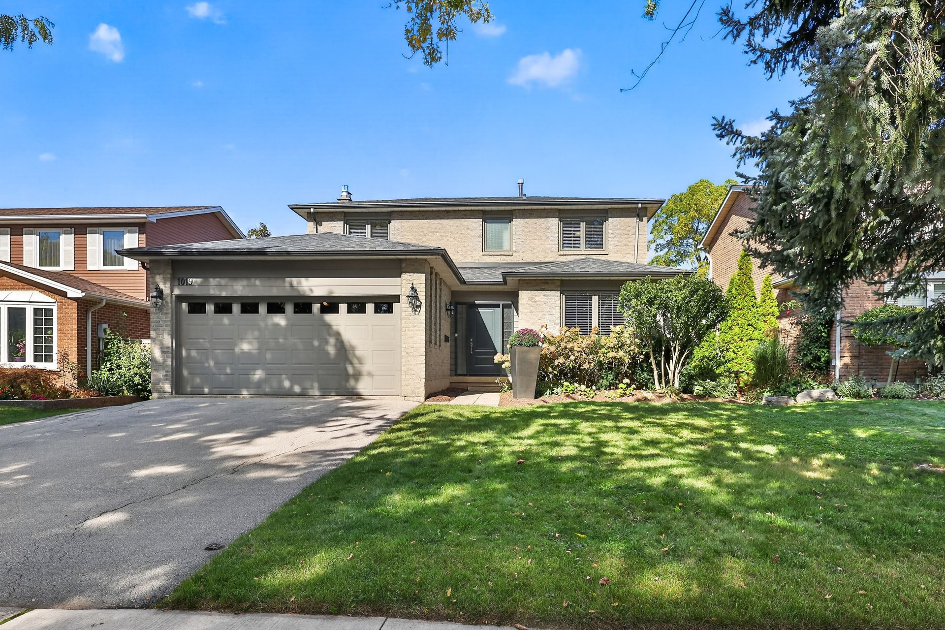 1019 Mesa Cres