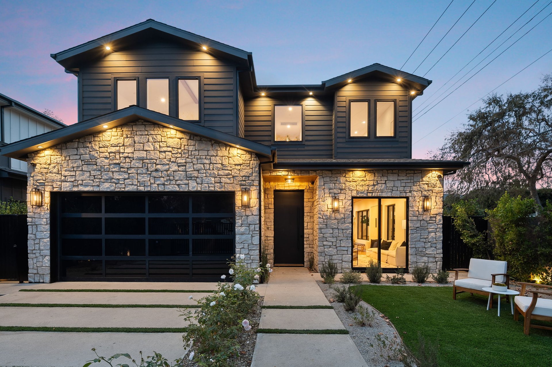 4453 Gentry Ave