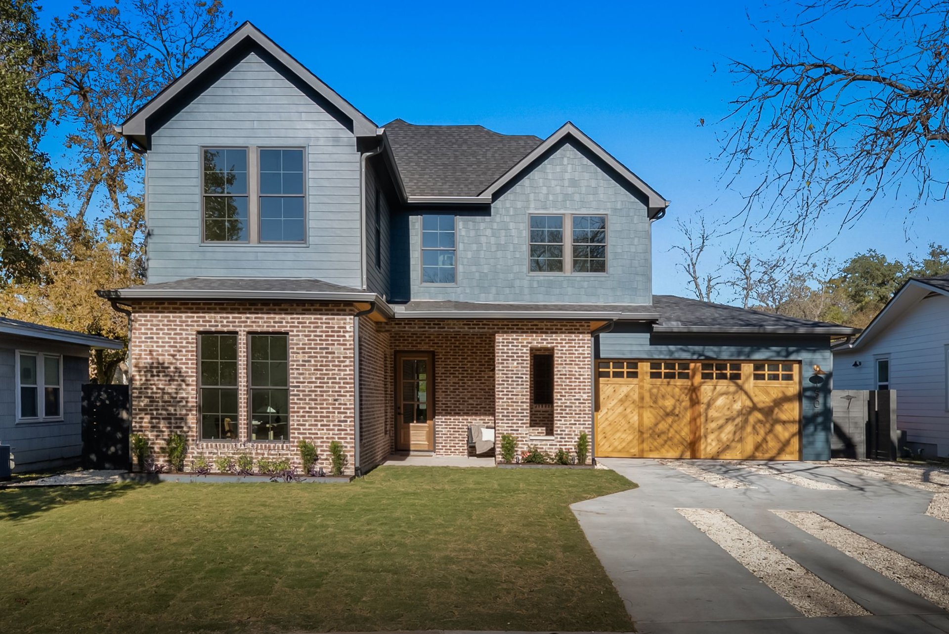 1504 Alegria RD