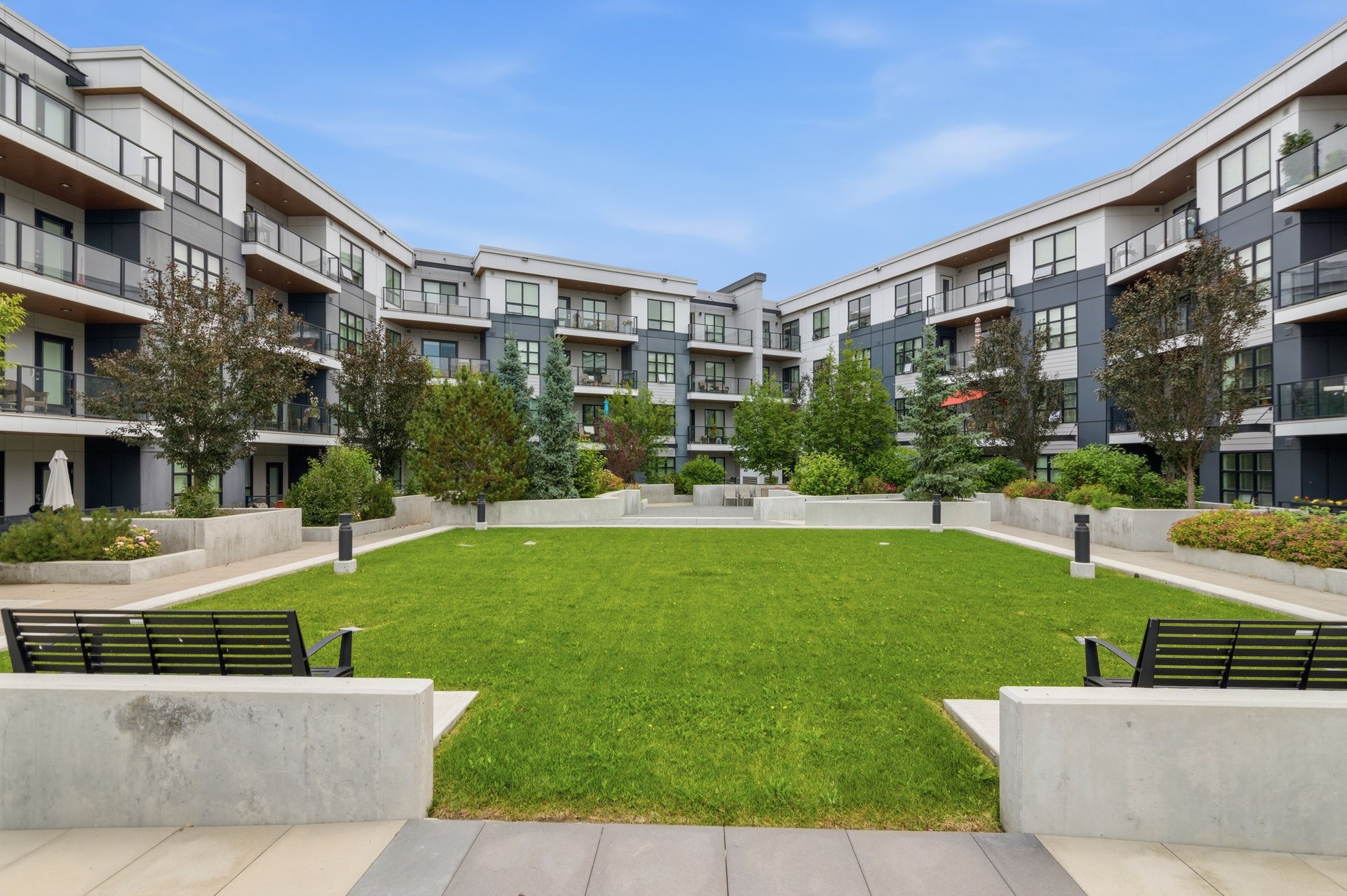 383 Smith Street NW Unit: 402
