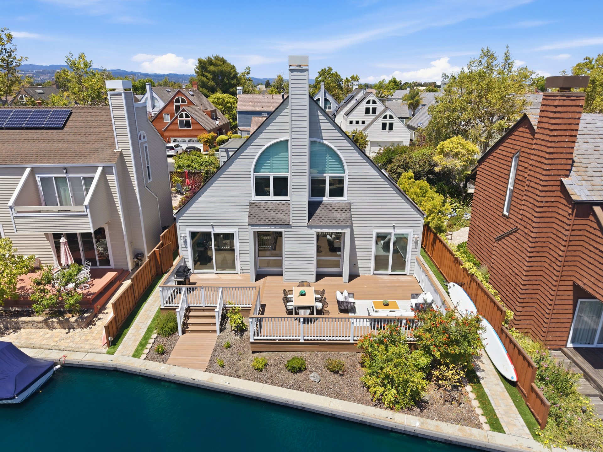 609 Waterbury Lane
