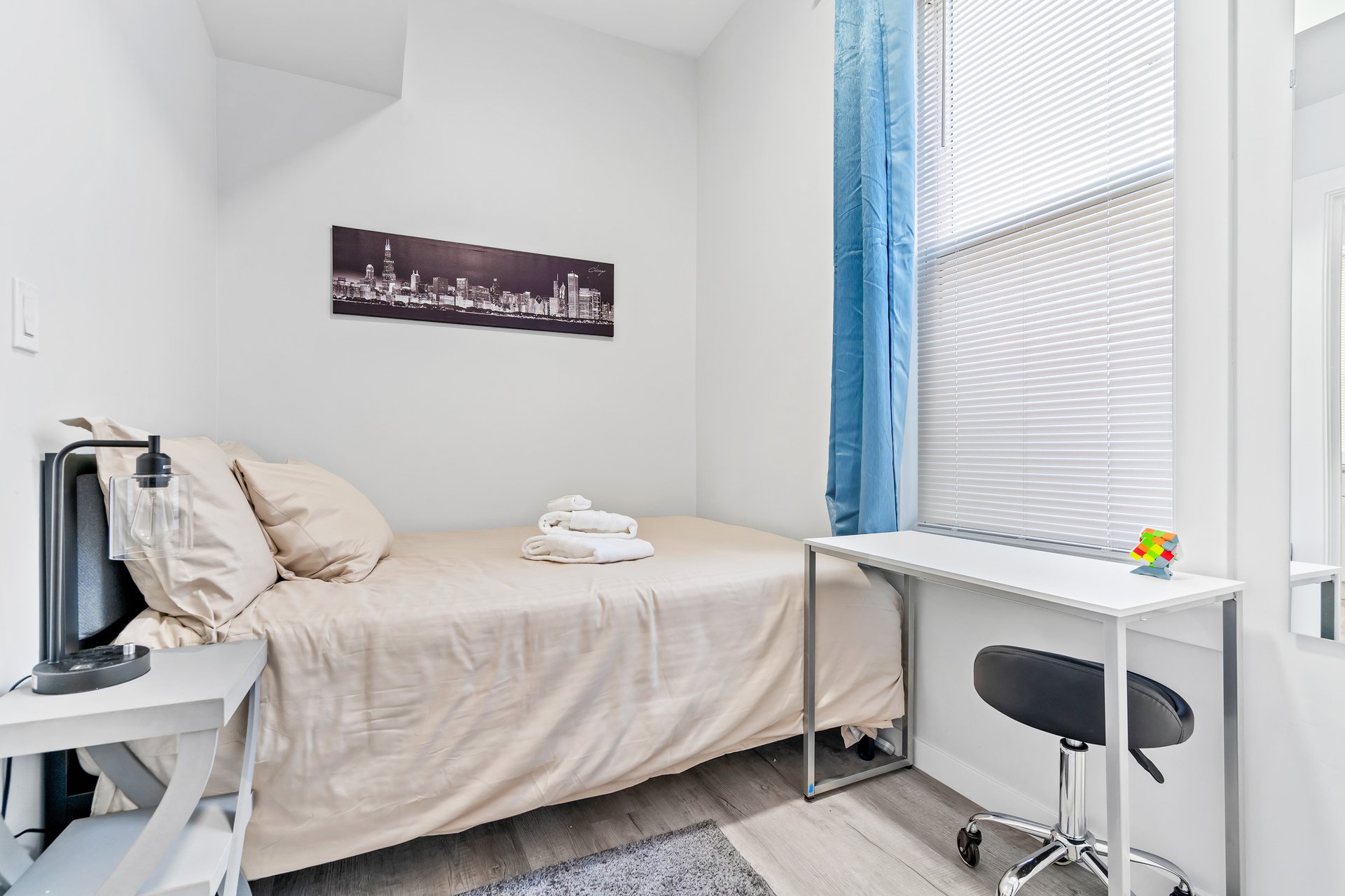 1226 W 31st Pl  Chicago, IL 60608