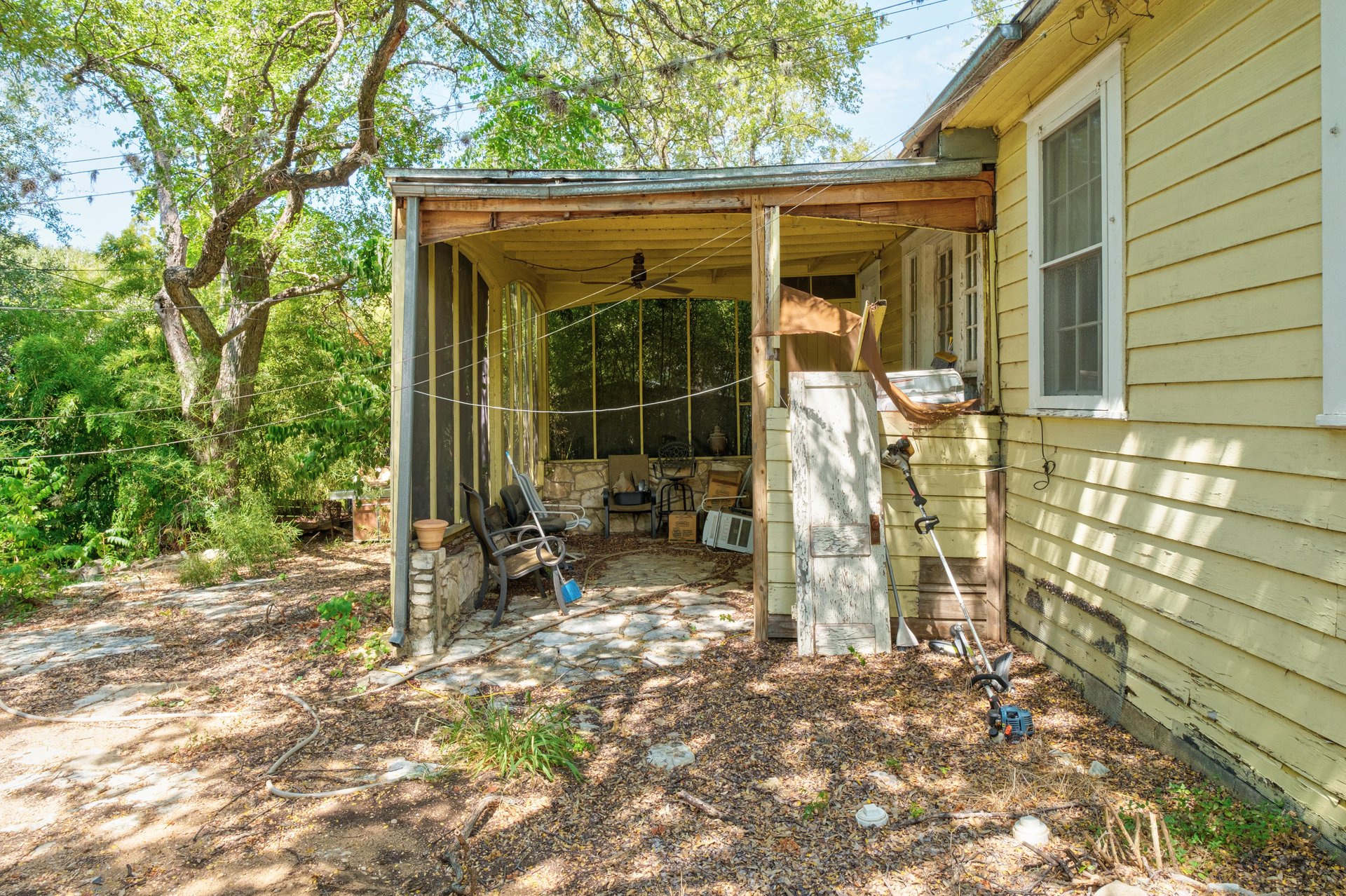 1017 W 31st Street