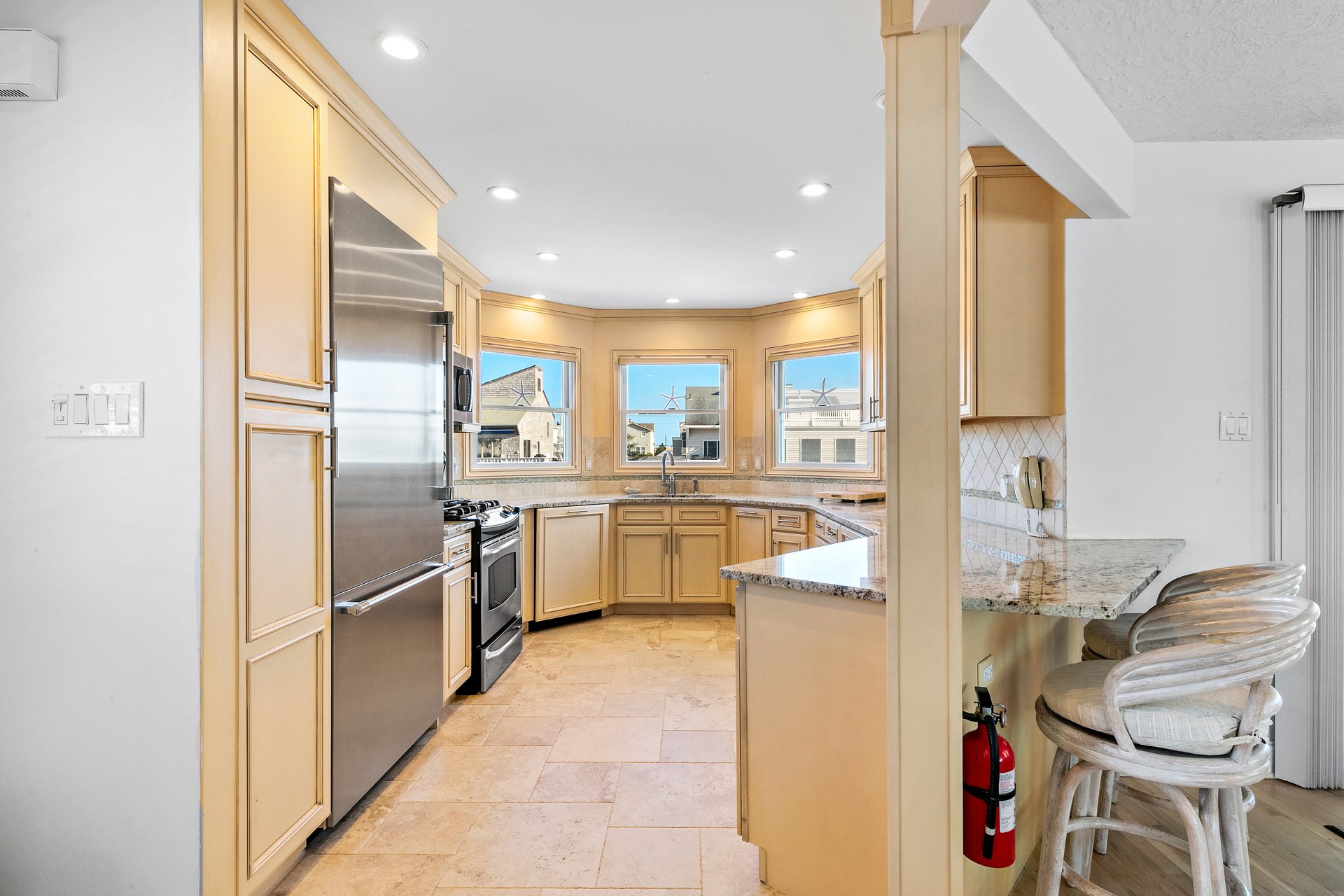 4410 Gloucester Avenue - Pet Friendly 